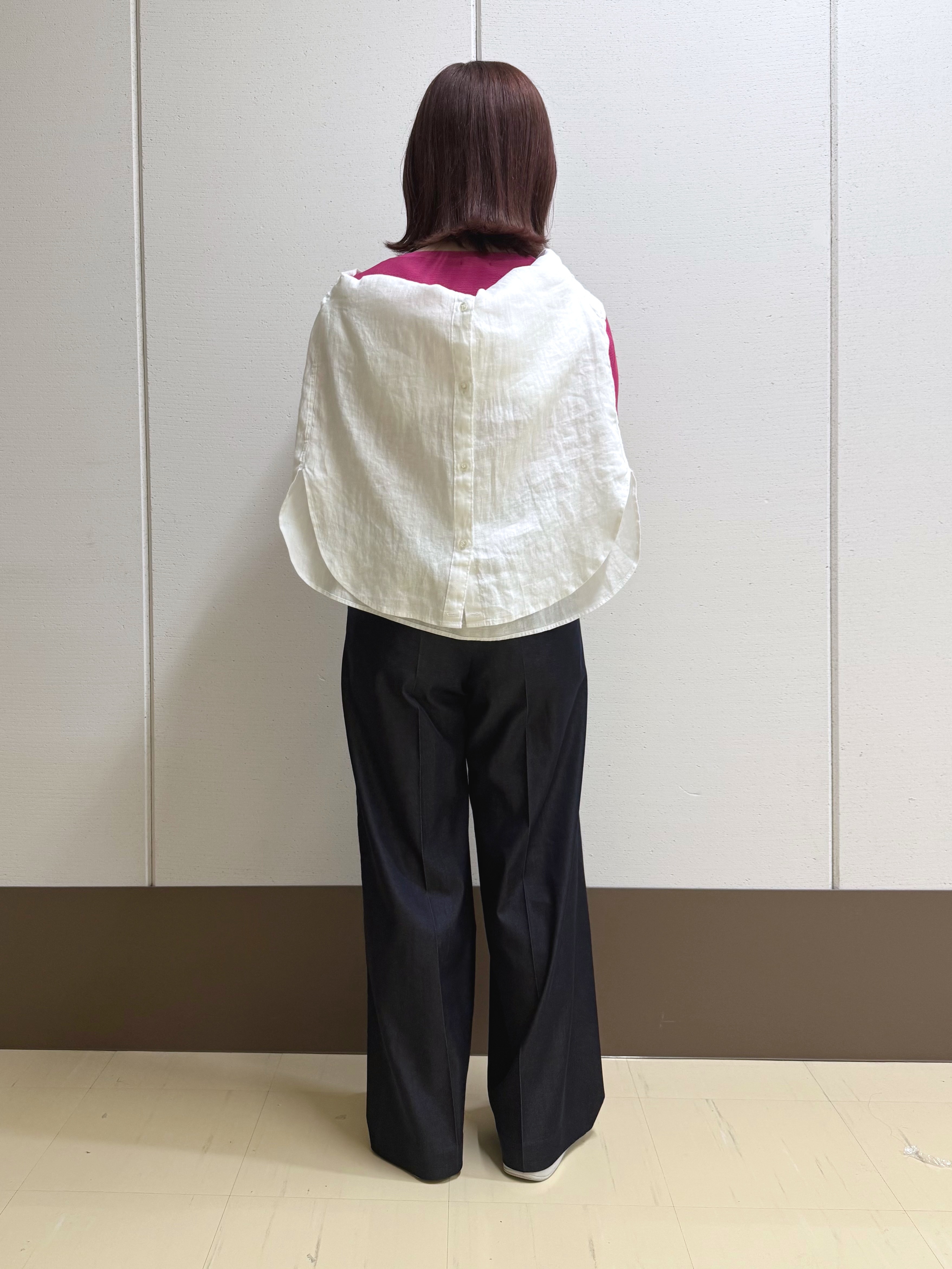 Rikoさんの「INDIVI｜【洗える】ガーター編みVネックニットT」を使ったコーディネート