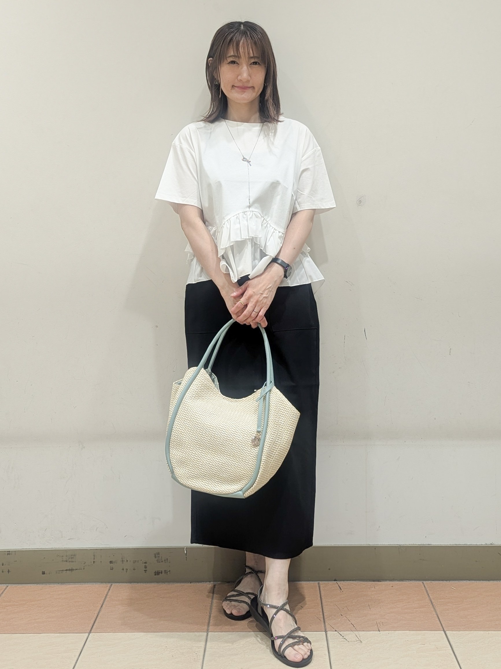 Miさんの「OPAQUE.CLIP｜裾フリルドッキングTシャツ【洗濯機OK】」を使ったコーディネート