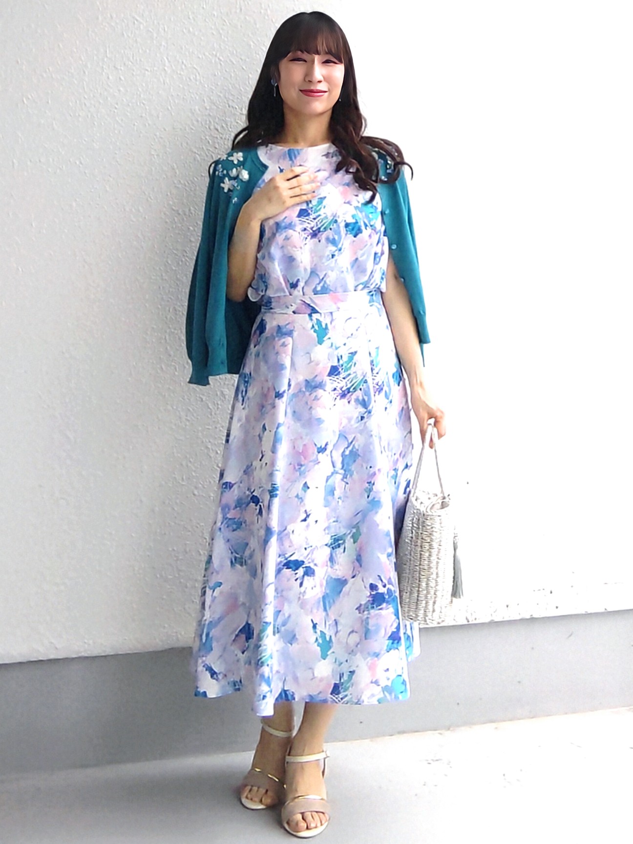 keinaさんの「SunaUna｜【SS～Lサイズ展開／スパンコール・ビジュー・刺繍】クラフトカーディガン」を使ったコーディネート