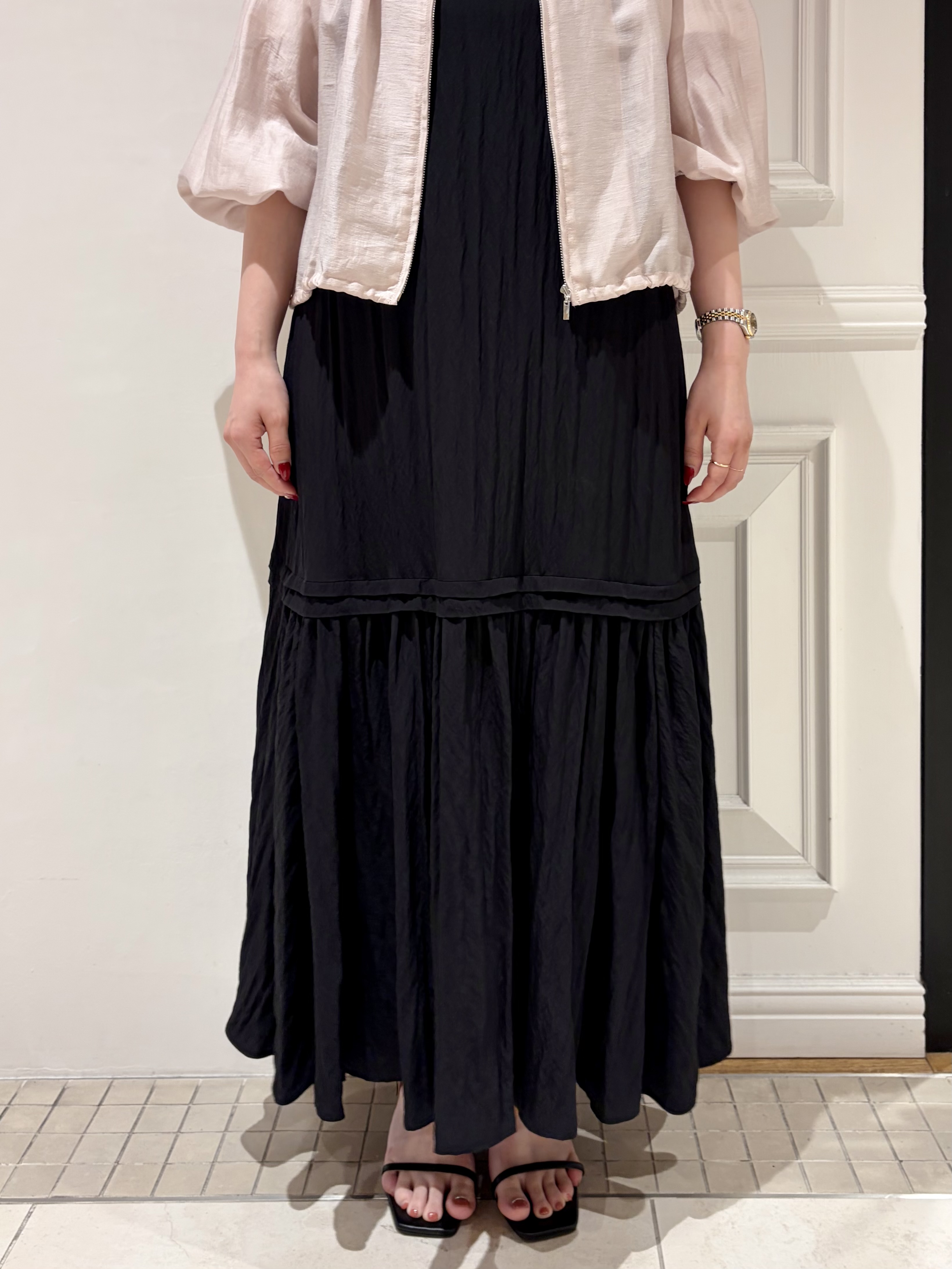minowaさんの「DRESSTERIOR｜ウォッシャブル シアーショートブルゾン」を使ったコーディネート
