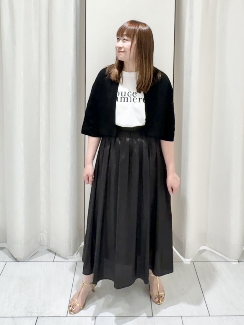 ʏᴜᴋɪᴋᴏさんの「UNTITLED｜【ストレッチ性/洗える】短丈ニットカーディガン」を使ったコーディネート