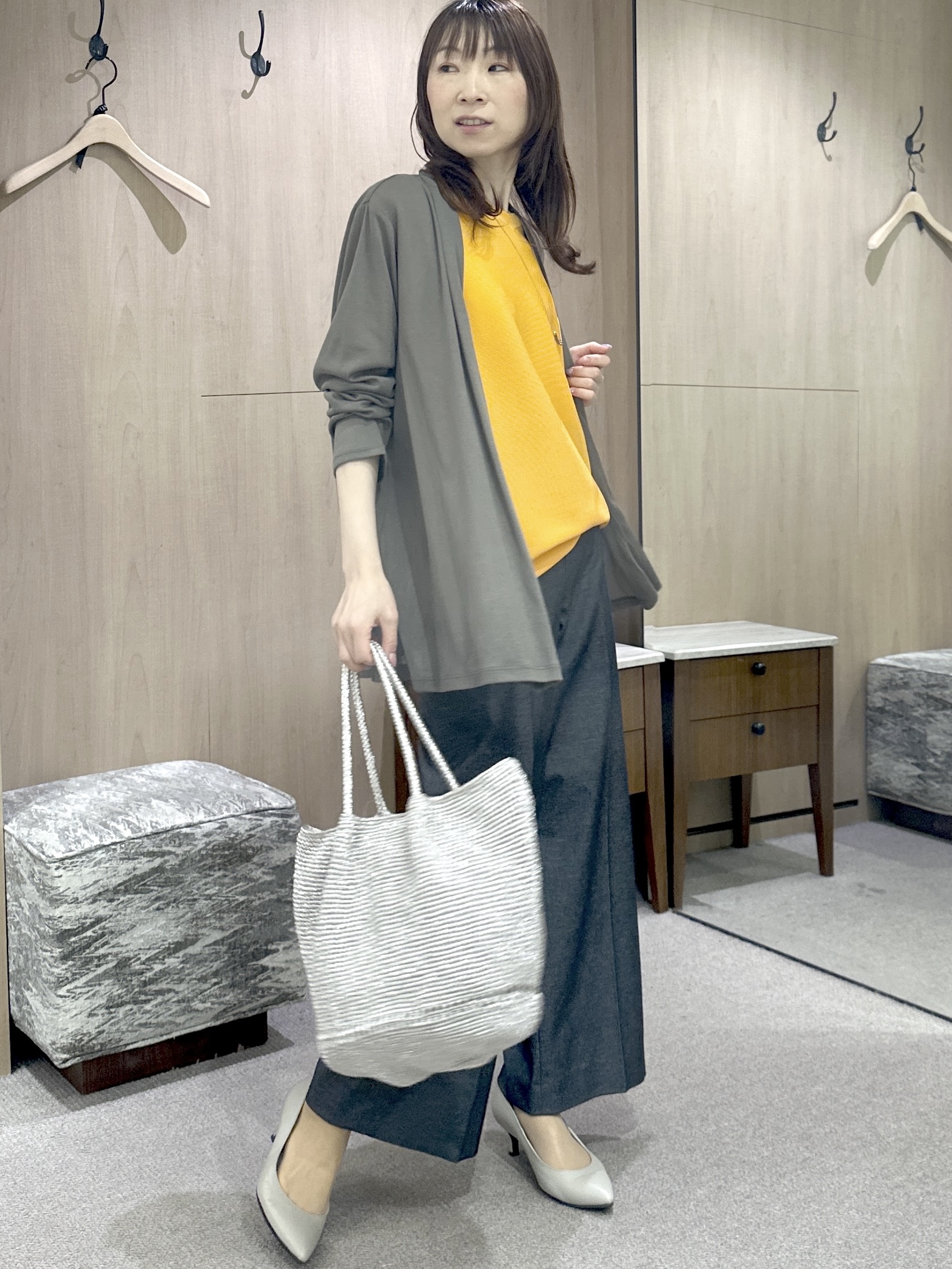 Miwaさんの「UNTITLED｜【11色展開/体型カバー】前後2WAYフレンチスリーブニット」を使ったコーディネート