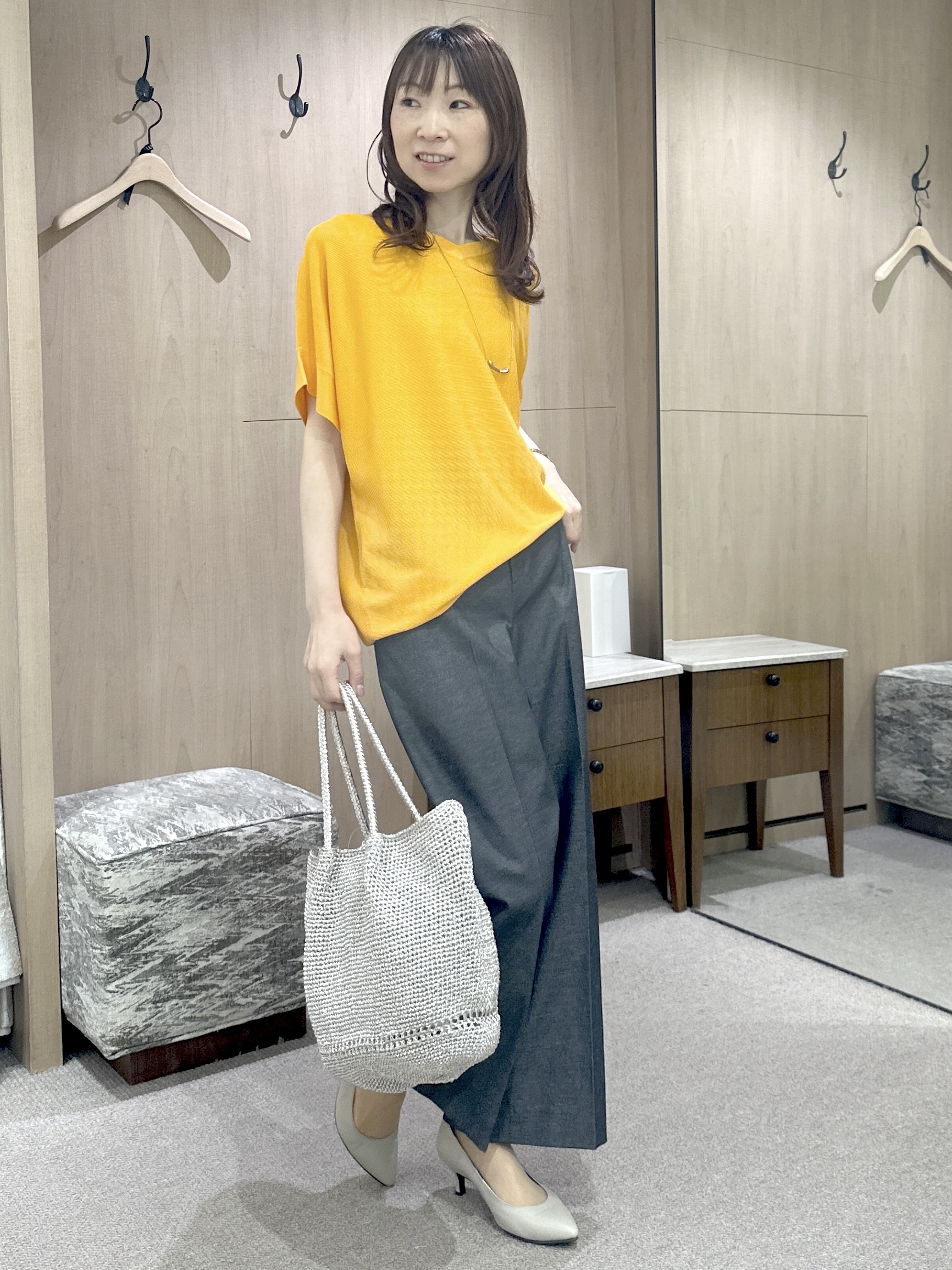 Miwaさんの「UNTITLED｜【11色展開/体型カバー】前後2WAYフレンチスリーブニット」を使ったコーディネート