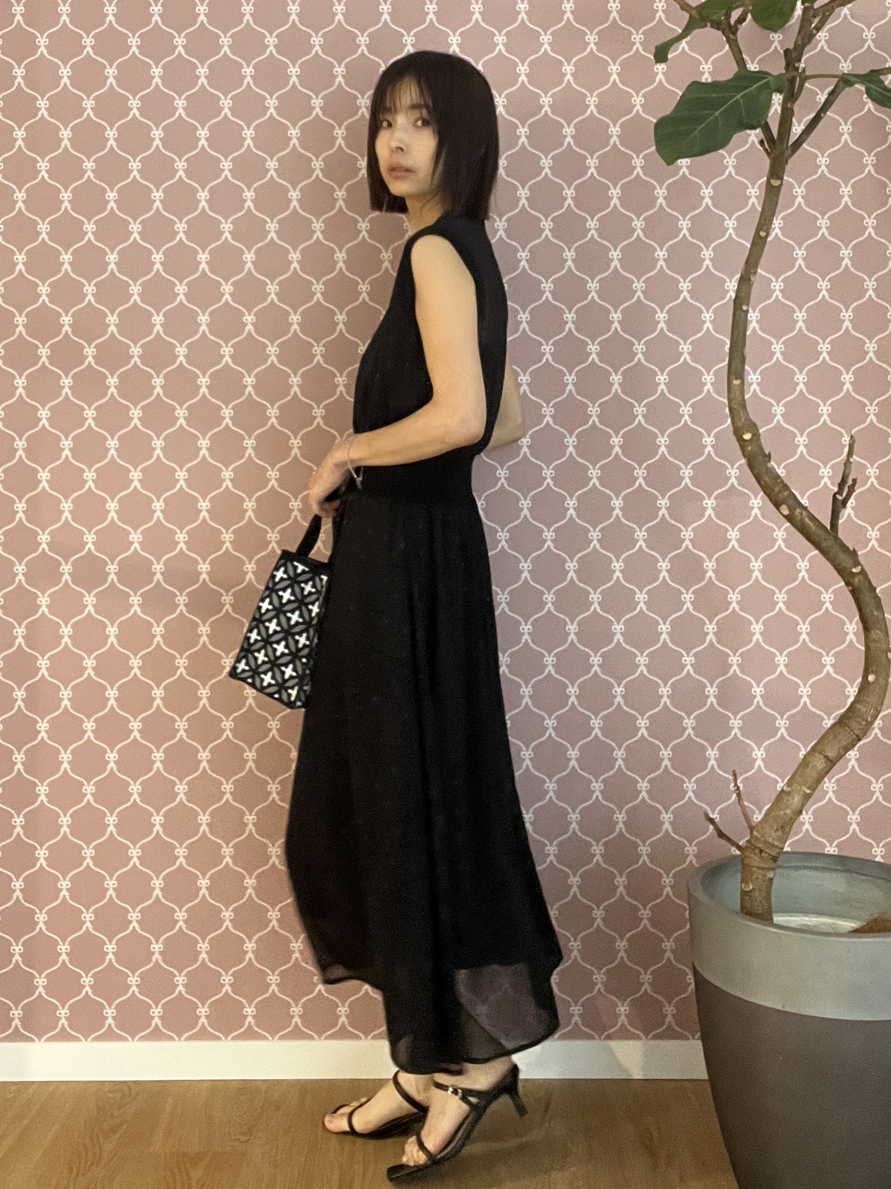 misaさんの「DRESSTERIOR｜【otonaMUSE5月号掲載】スキニーベルトサンダル」を使ったコーディネート