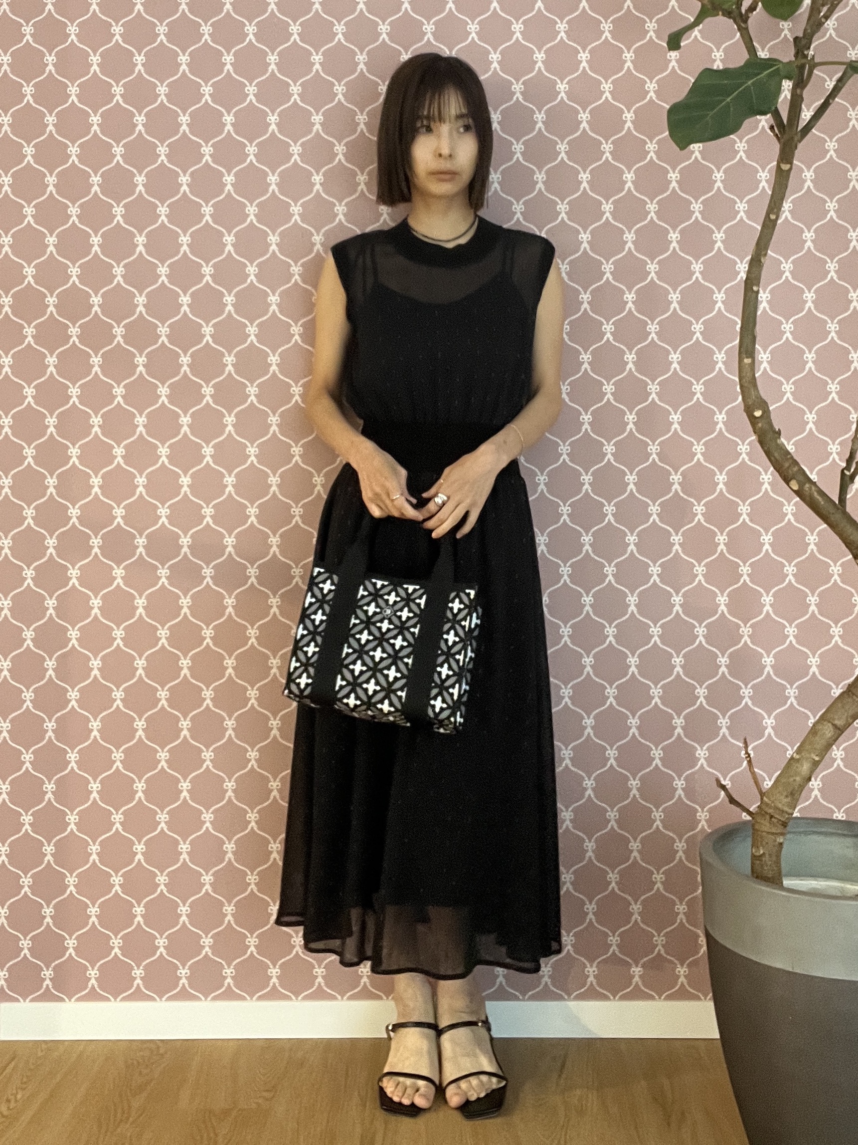 misaさんの「DRESSTERIOR｜【otonaMUSE5月号掲載】スキニーベルトサンダル」を使ったコーディネート