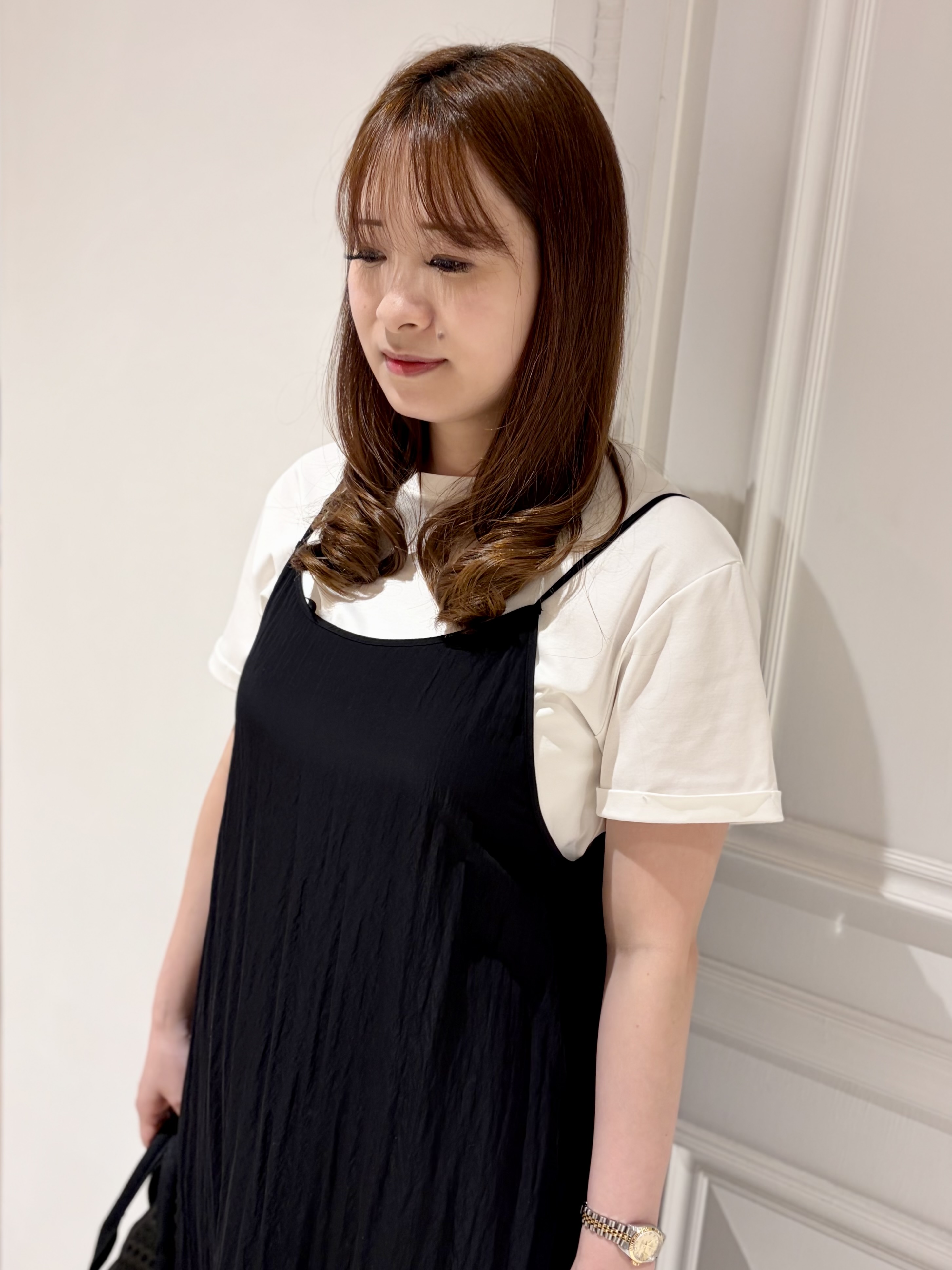 minowaさんの「DRESSTERIOR｜【接触冷感／抗菌防臭／消臭】アイスクリアコットン Bonsoir ロゴTシャツ」を使ったコーディネート