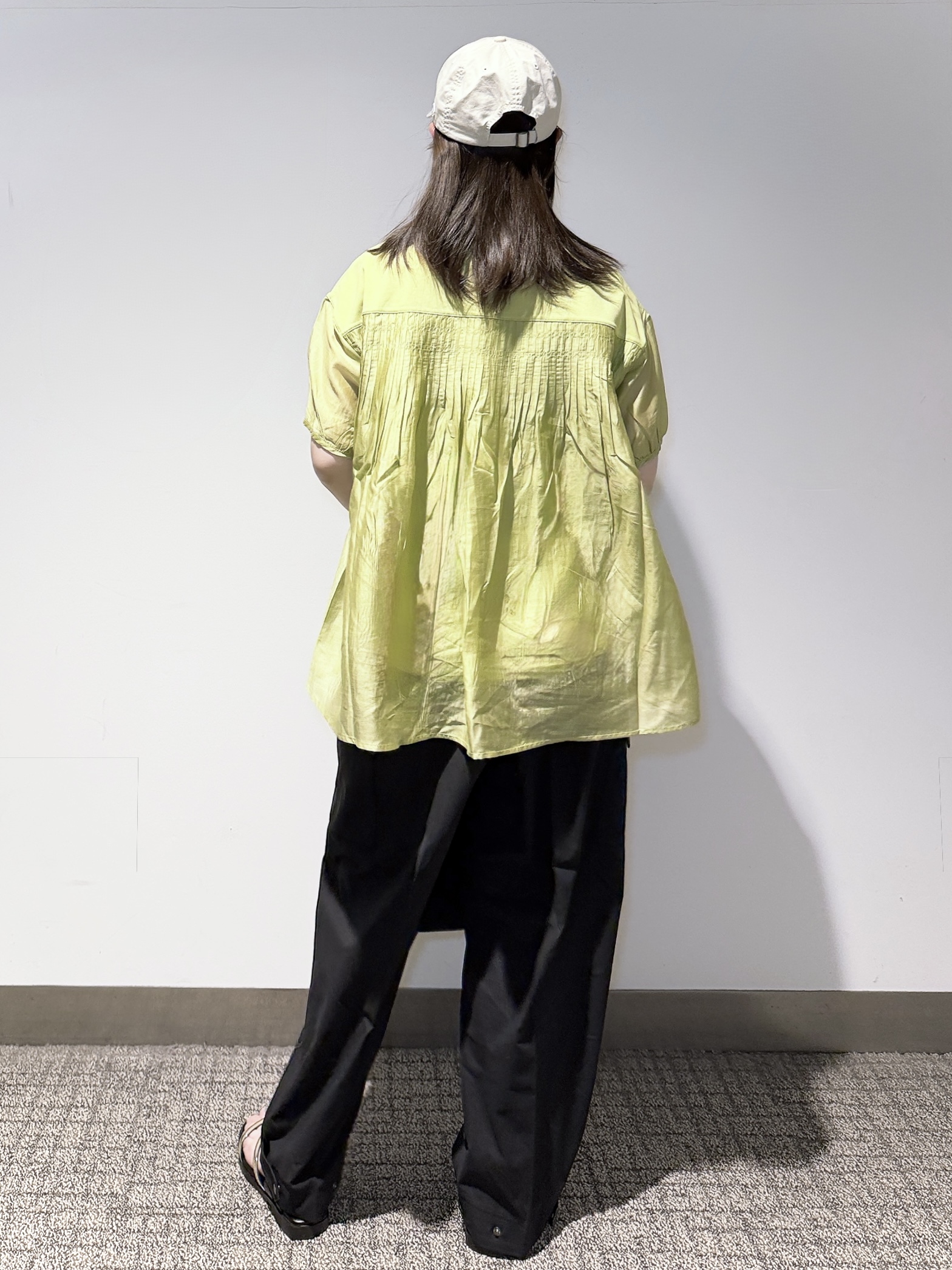 みーさんの「grove｜【貴島明日香さん着用/UVカット】体型カバー叶う、バックプリーツTシャツ」を使ったコーディネート