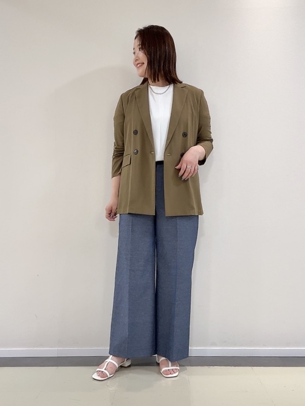 YUIさんの「UNTITLED｜【セットアップ可/接触冷感/通気性】ドライシアーダブルジャケット」を使ったコーディネート