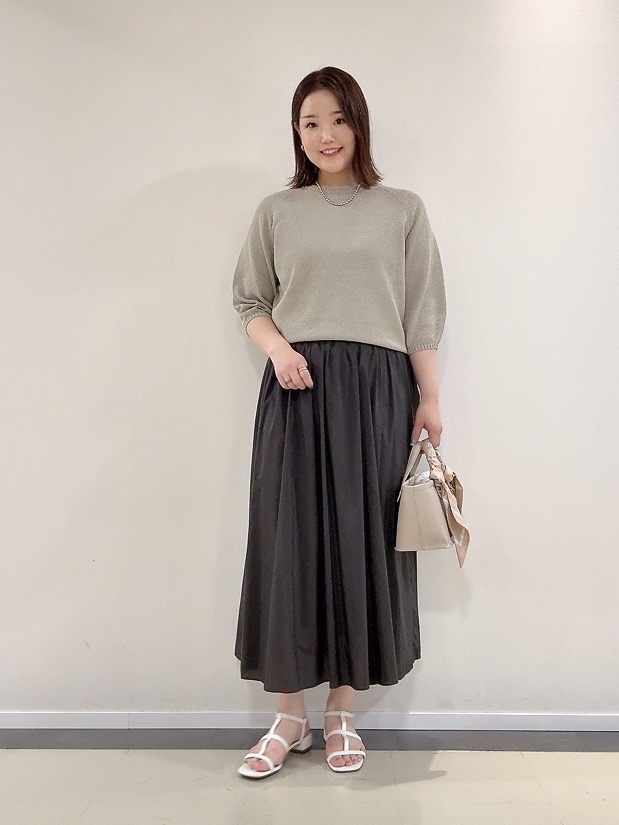 YUIさんの「UNTITLED｜【洗える/ゆったり】クルーネックドライニット」を使ったコーディネート