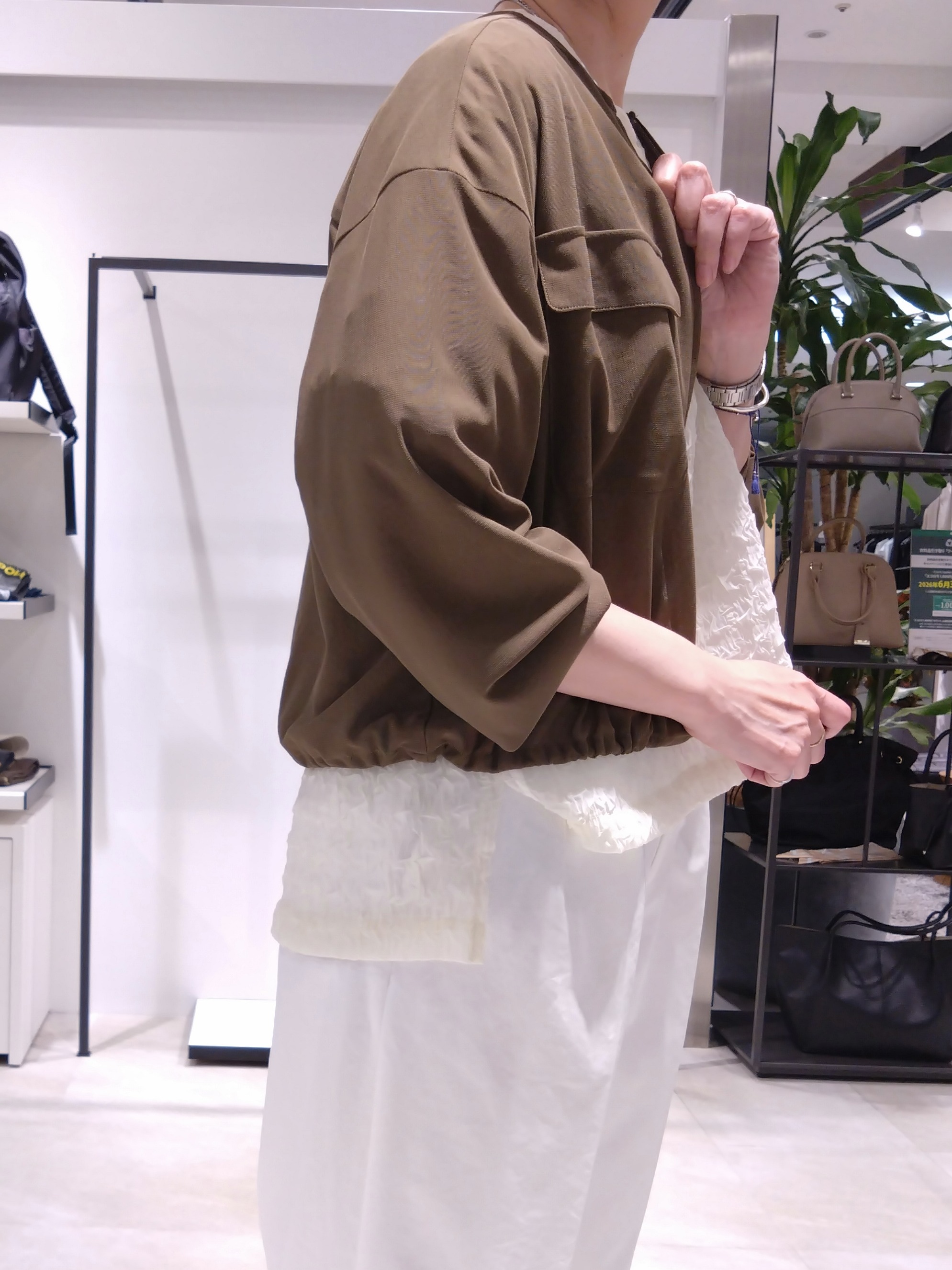 まちこさんの「UNTITLED｜【古畑星夏さん着用/洗える】シアーブルゾン」を使ったコーディネート
