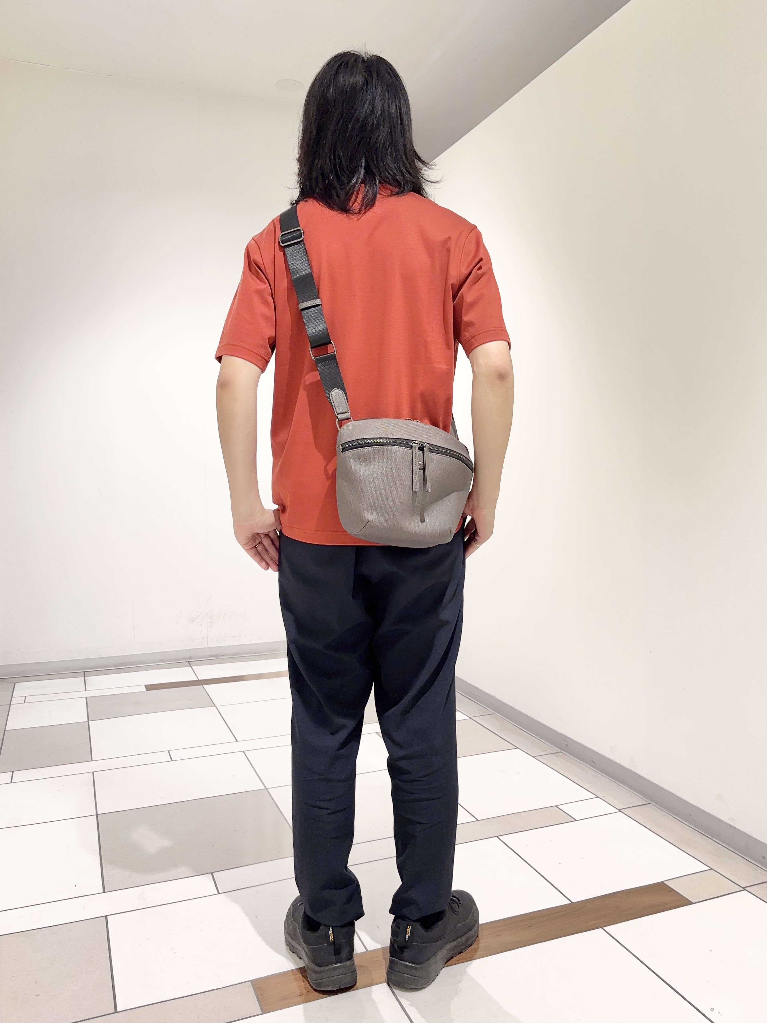 及川さんの「TAKEO KIKUCHI｜【接触冷感】アイスクリアコットン ワンポイント ポロシャツ」を使ったコーディネート