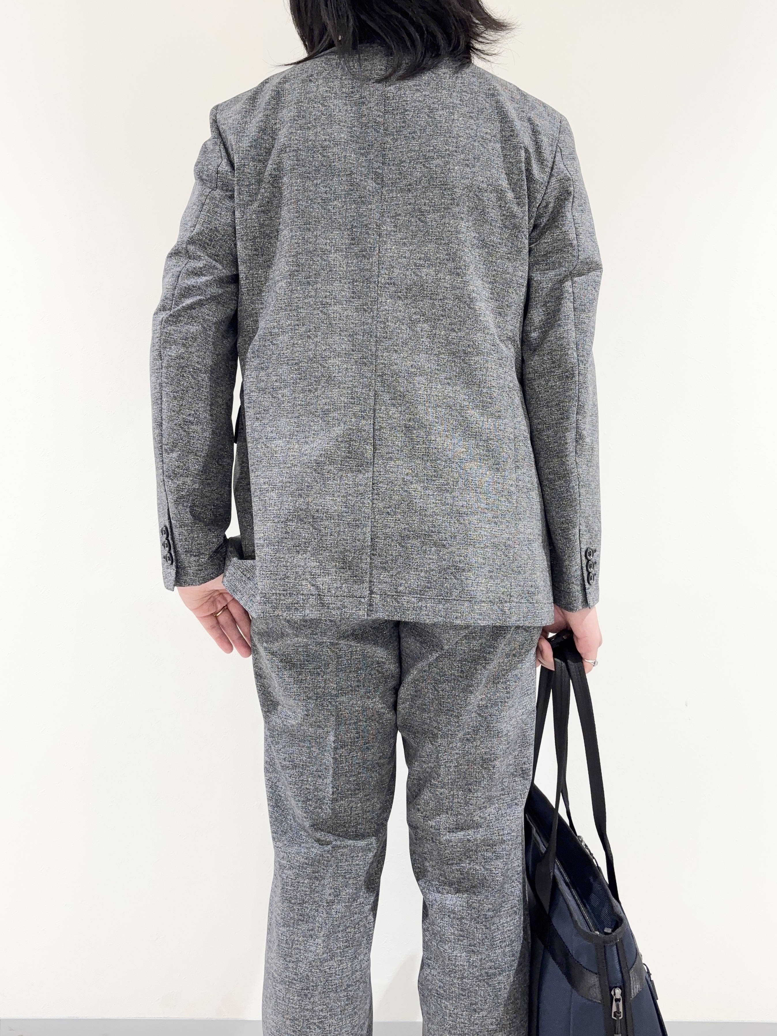 及川さんの「TAKEO KIKUCHI｜【抗菌防臭】COOL DOTS（R）ドビープリント ジャケット」を使ったコーディネート