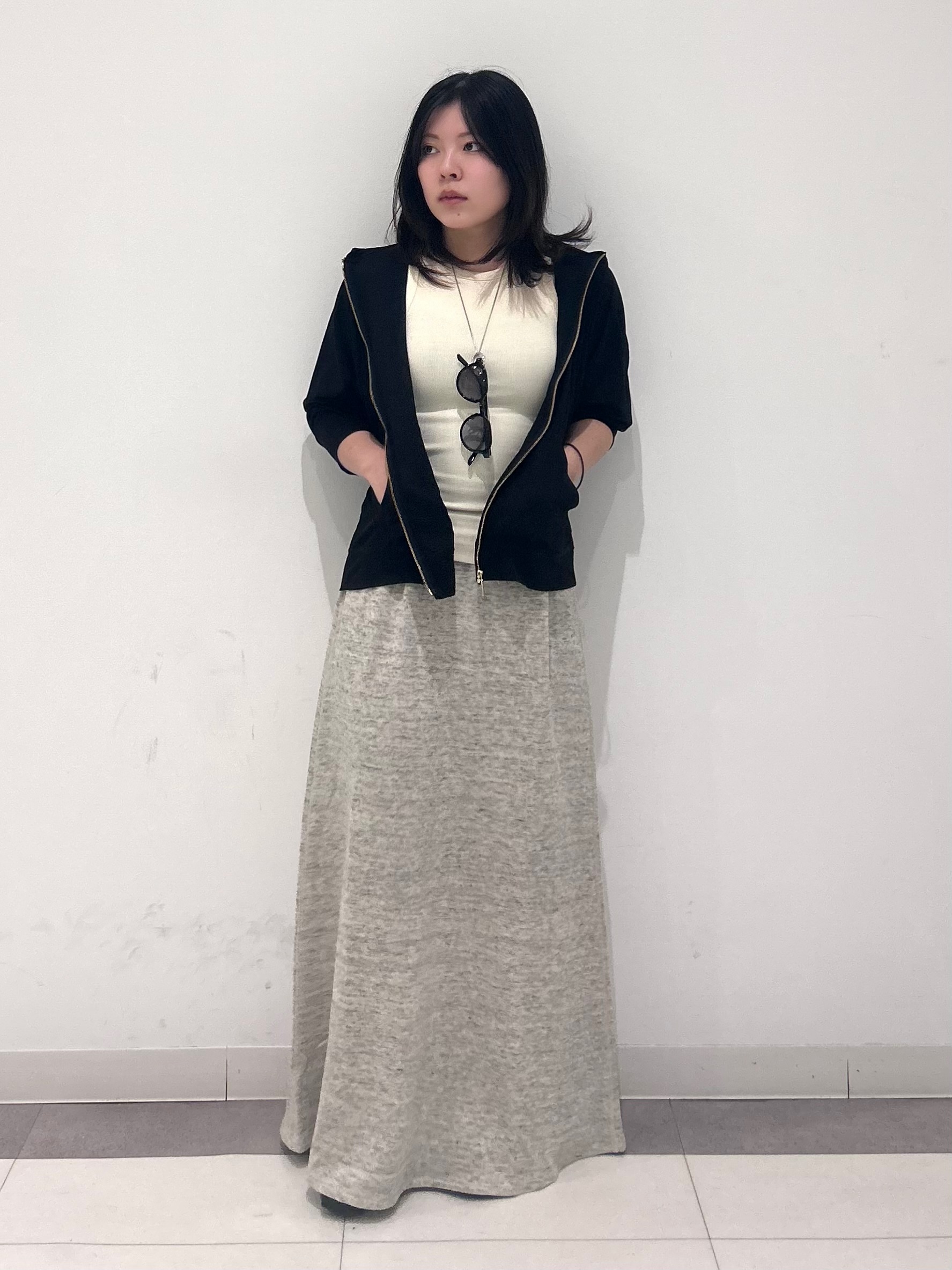 とりみさんの「DRESSTERIOR｜【ウォッシャブル/セットアップ可】ウォッシャブルリネンウラケスカート」を使ったコーディネート