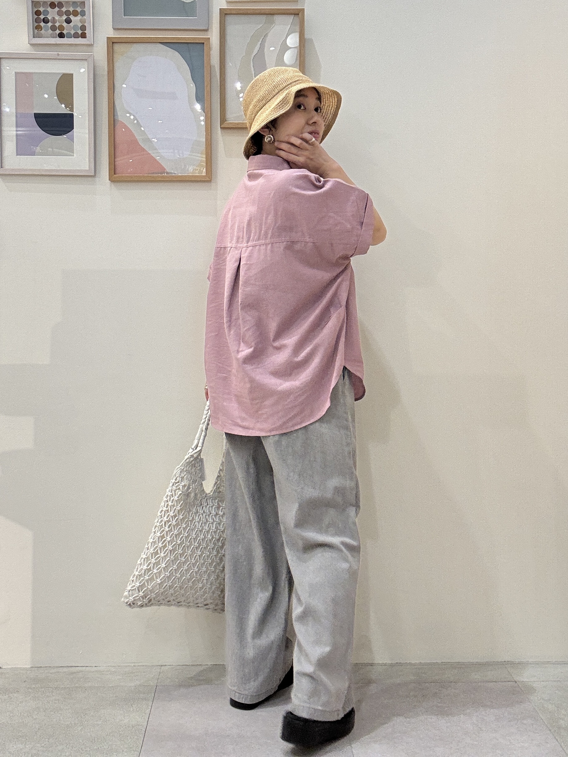 たけぴさんの「SHOO･LA･RUE｜【ひんやり/UV】インせず着られる フレンチリネンスキッパーシャツ」を使ったコーディネート