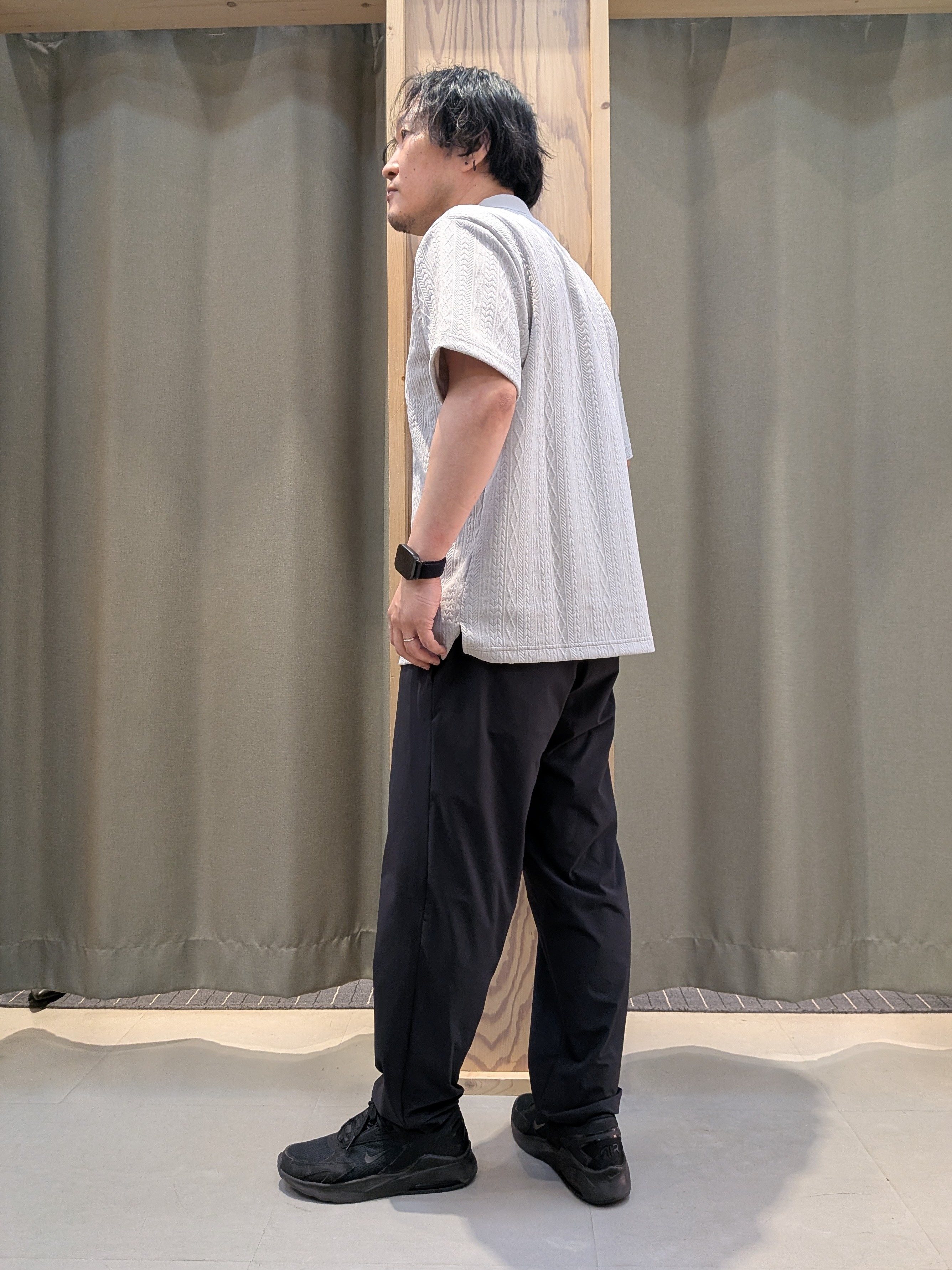 okcさんの「THE SHOP TK｜【シンプルすぎない大人の表情】ケーブルフクレポロシャツ 吸水速乾/UVケア/洗濯機OK」を使ったコーディネート