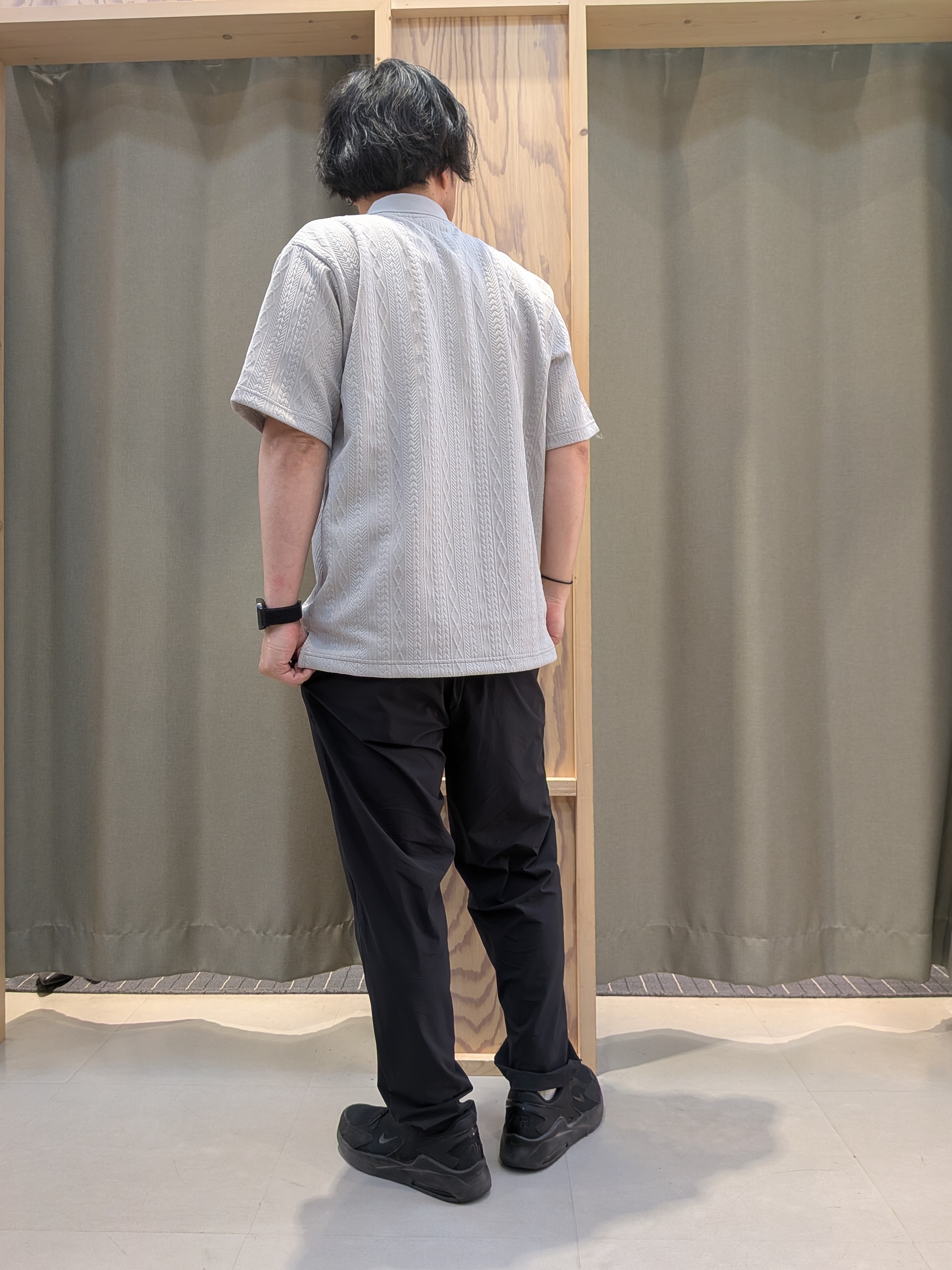 okcさんの「THE SHOP TK｜【シンプルすぎない大人の表情】ケーブルフクレポロシャツ 吸水速乾/UVケア/洗濯機OK」を使ったコーディネート
