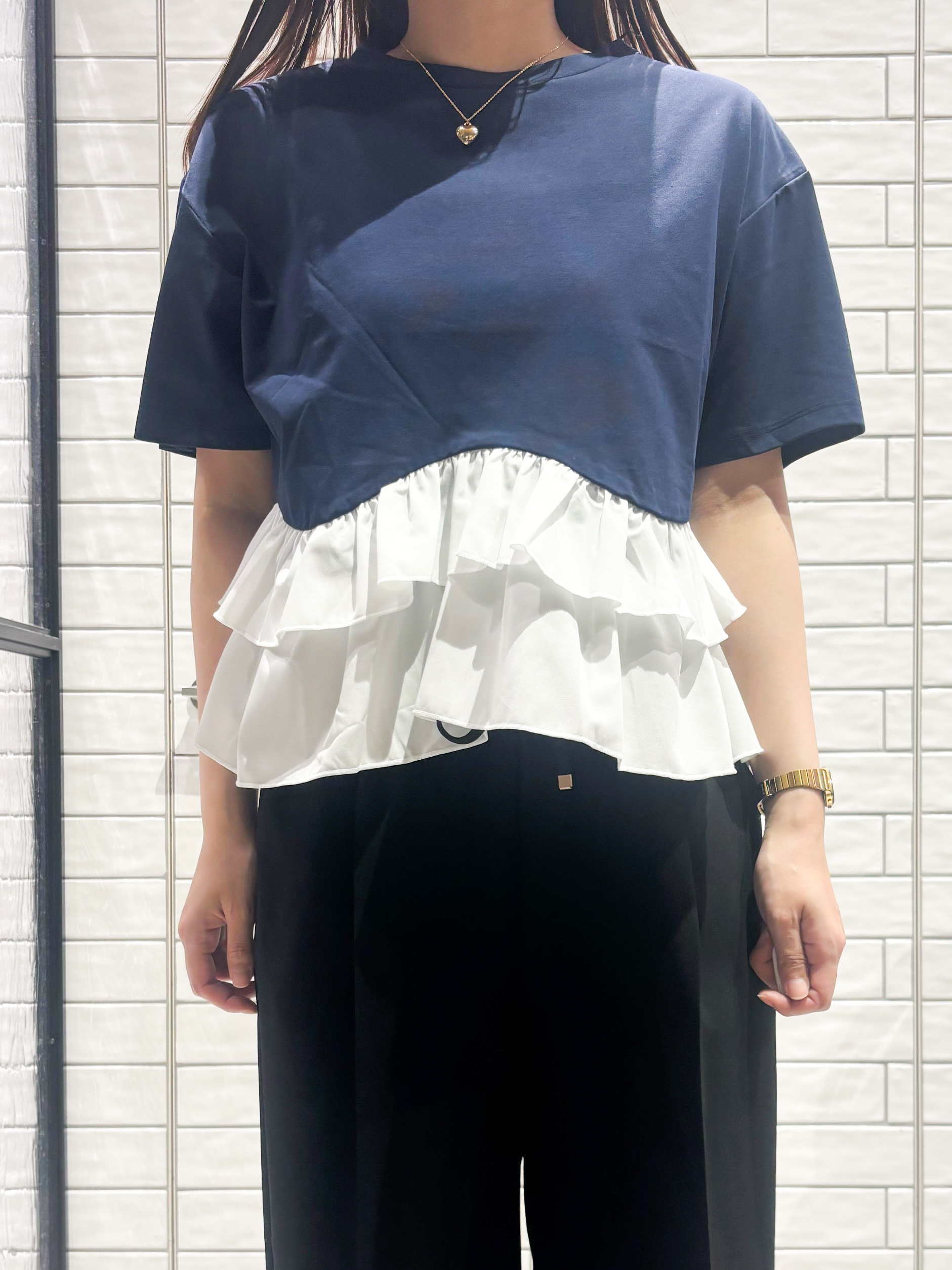 ranさんの「OPAQUE.CLIP｜裾フリルドッキングTシャツ【洗濯機OK】」を使ったコーディネート
