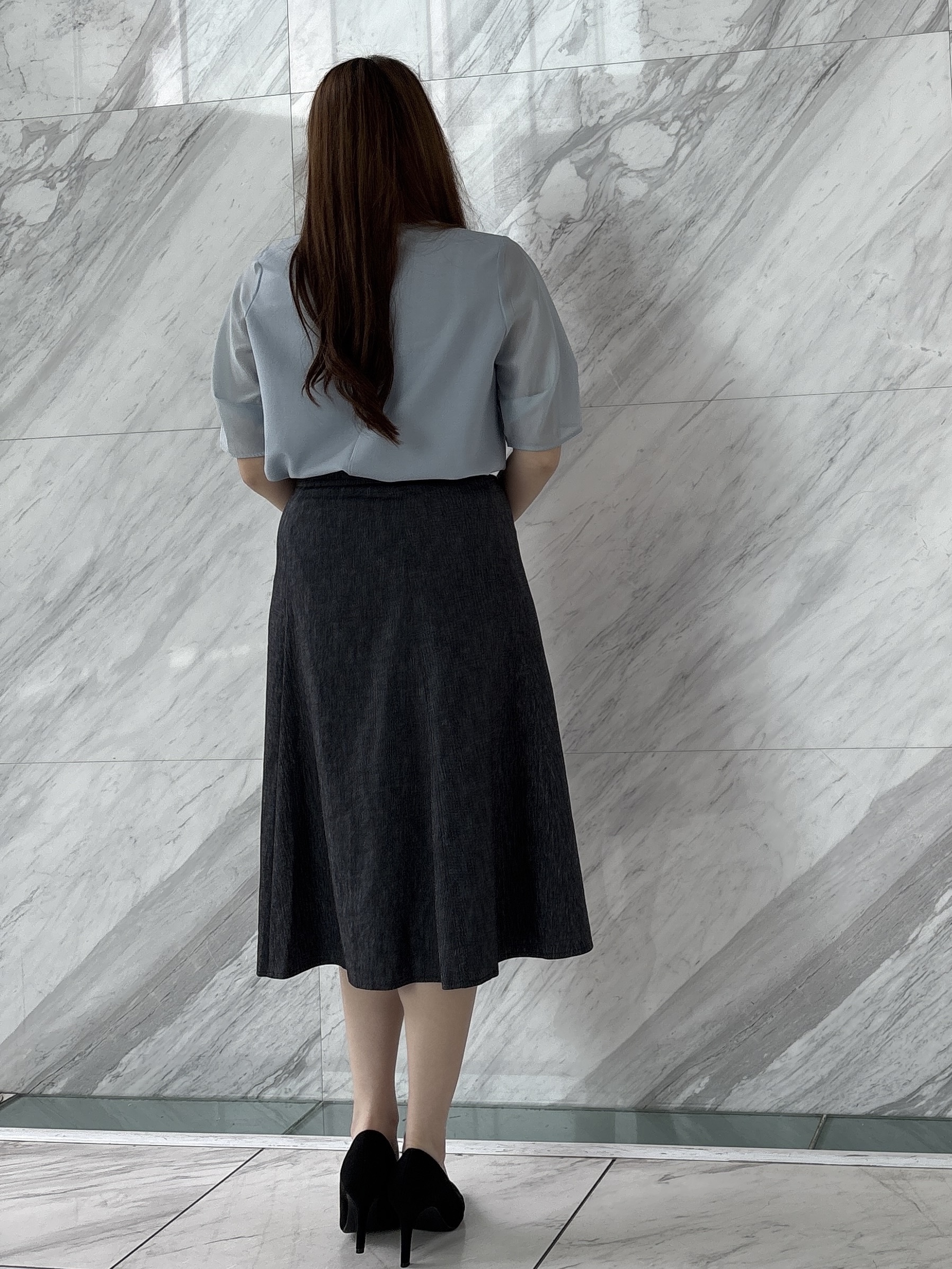sayaさんの「COUP DE CHANCE｜【手洗い可／日本製】袖シアーパフスリーブ ブラウス」を使ったコーディネート
