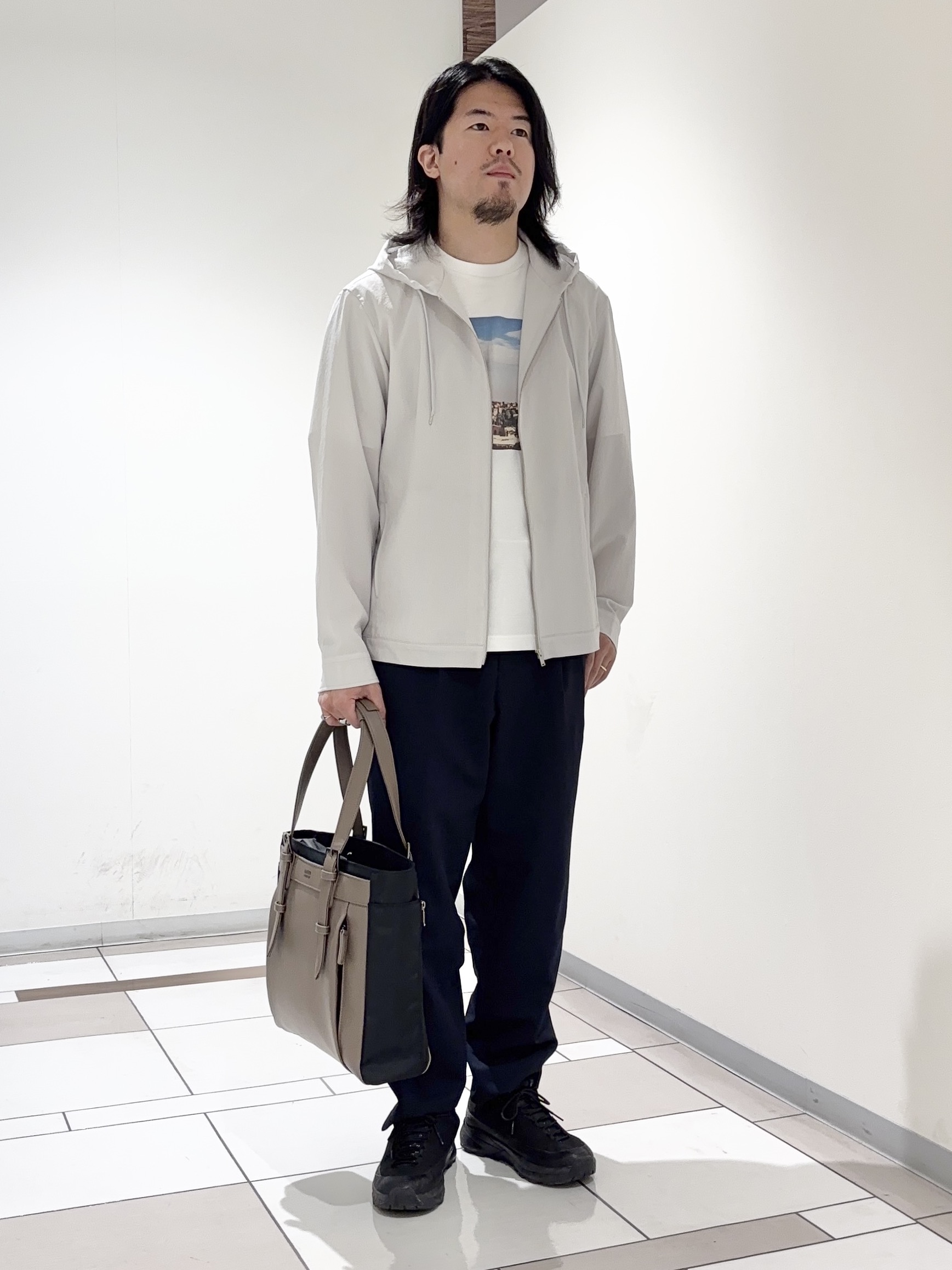 及川さんの「TAKEO KIKUCHI｜【撥水・洗える・シワになりにくい】 リランチェ（R） フードブルゾン」を使ったコーディネート