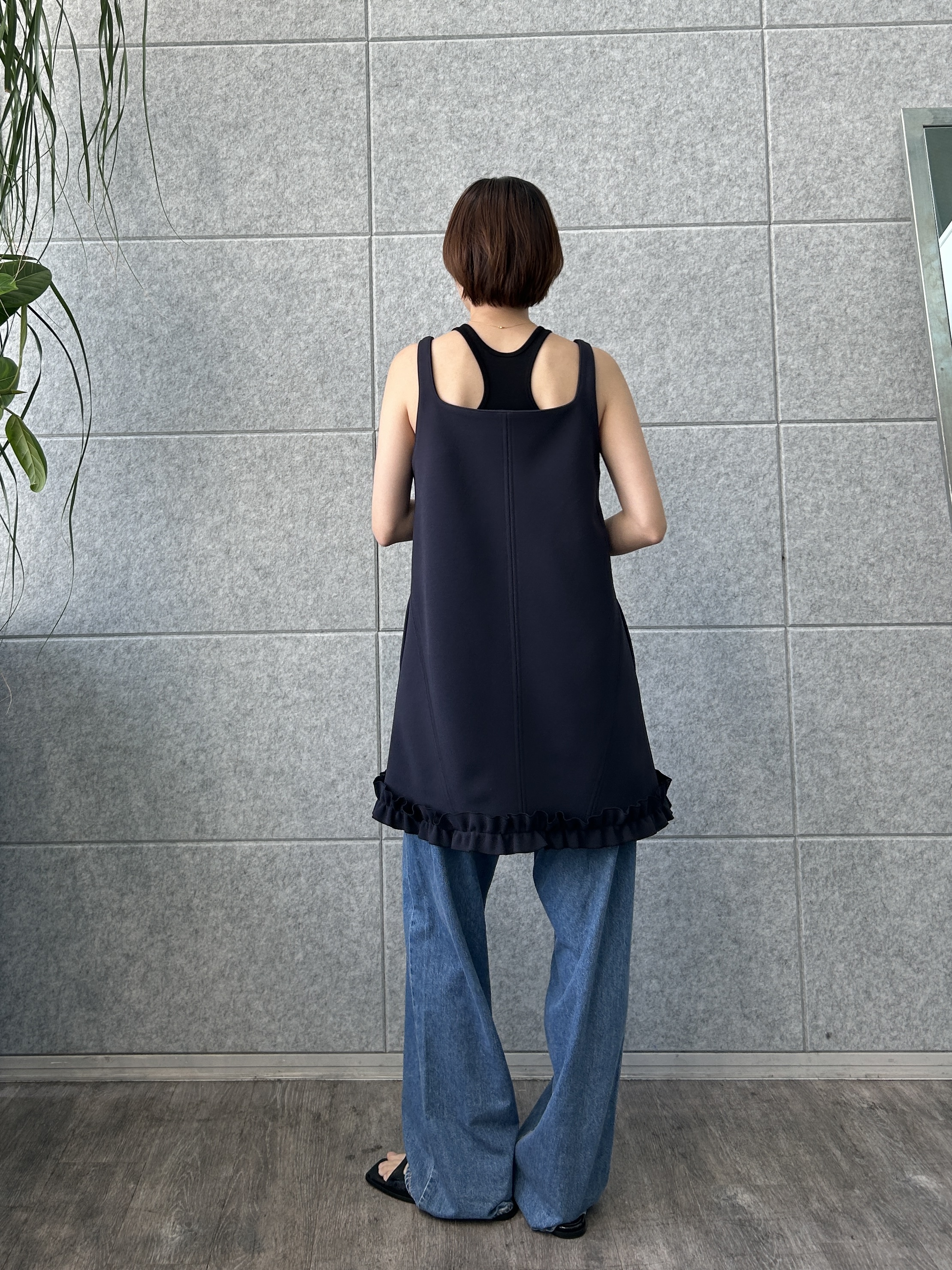 harunaさんの「CODE A｜frill mini dress」を使ったコーディネート