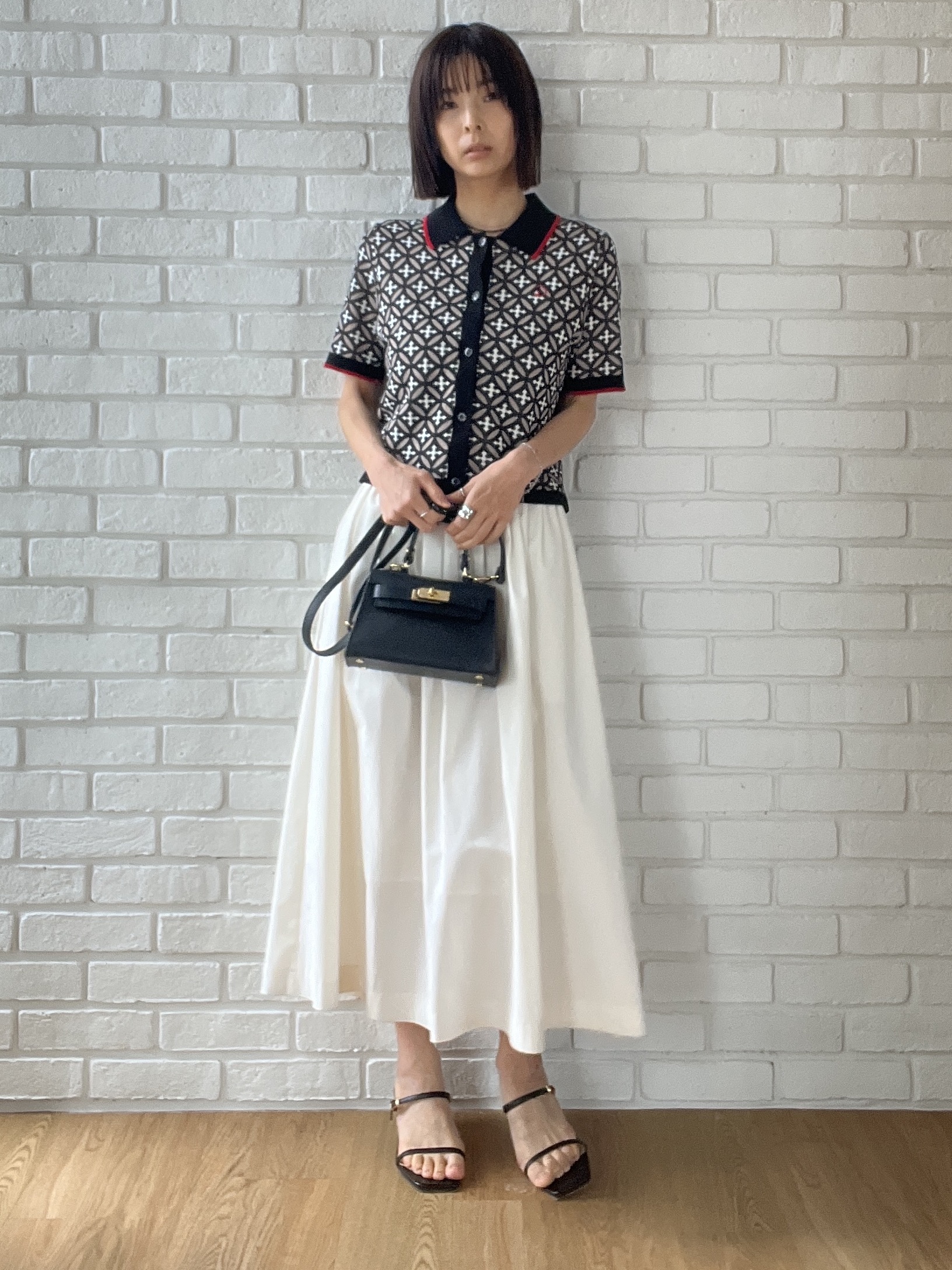 misaさんの「DRESSTERIOR｜【otonaMUSE5月号掲載】スキニーベルトサンダル」を使ったコーディネート