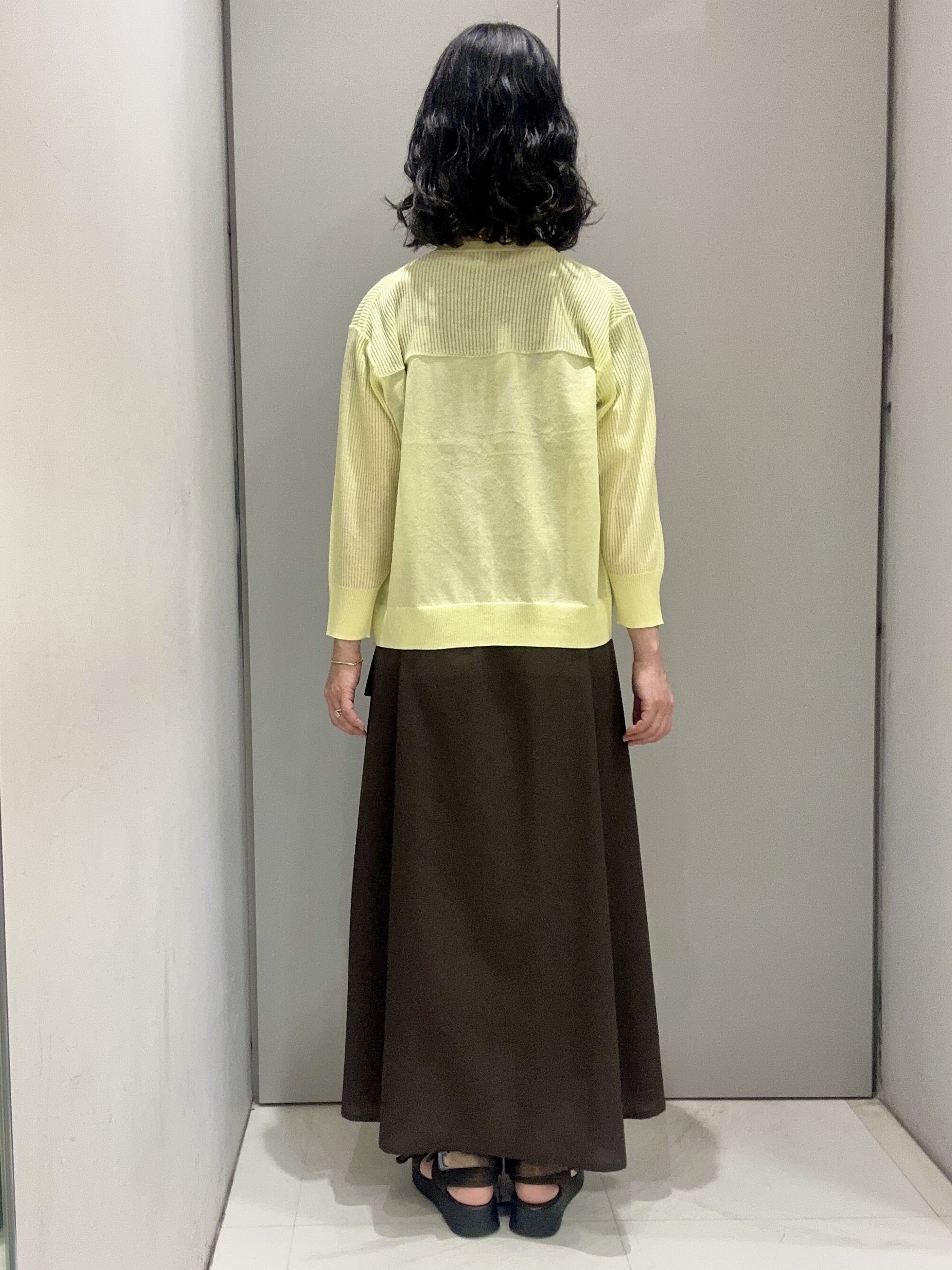 Kouさんの「Reflect｜Vネックニットカーディガン」を使ったコーディネート