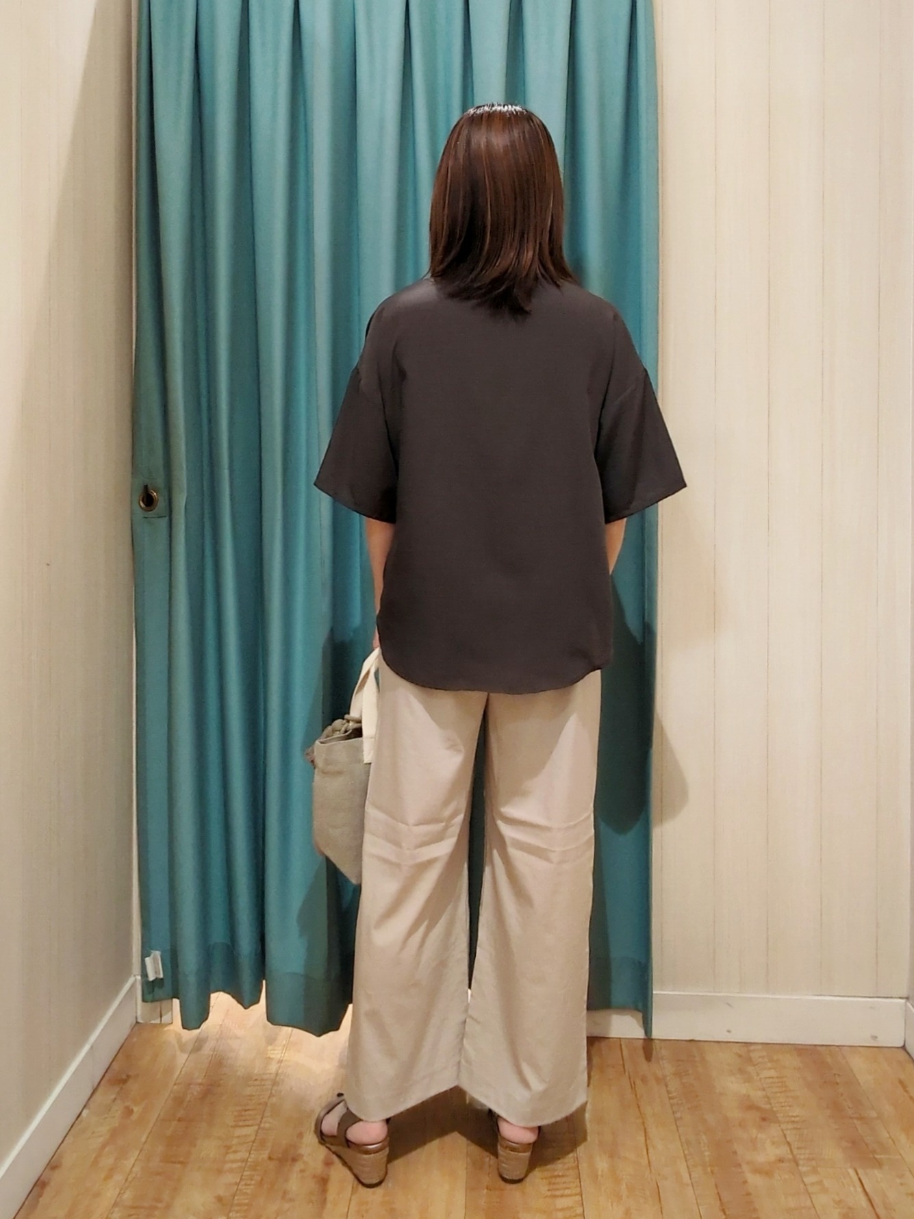 kawa.さんの「SHOO･LA･RUE｜【洗濯機可/S-LL】大人の抜け感 ゆるっと5分袖シャツ」を使ったコーディネート