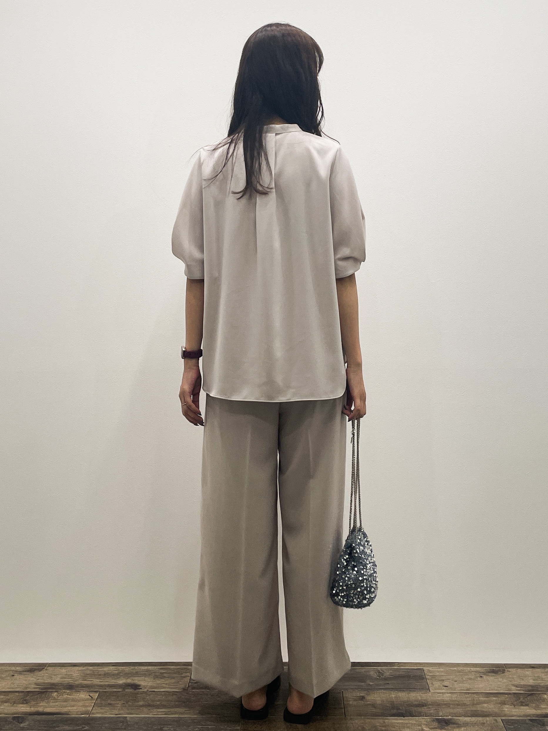 Aikoさんの「OPAQUE.CLIP｜《7色展開／SS-LLサイズ》ストレッチスキッパーブラウス／セットアップ対応【洗濯機洗い可／防シワ】」を使ったコーディネート
