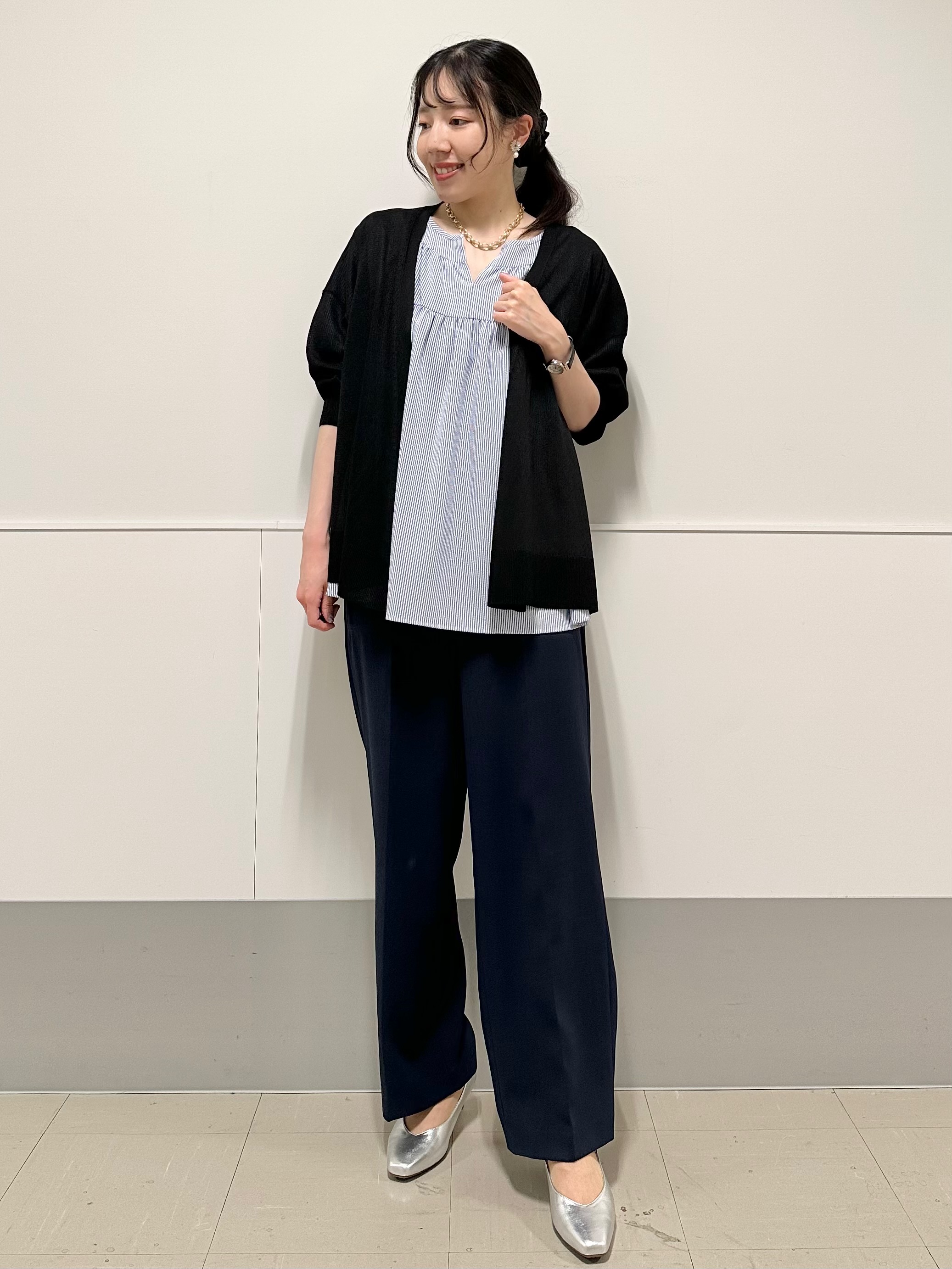 Momoさんの「Reflect｜【冷房対策に◎】すっきり見え着流しカーディガン」を使ったコーディネート