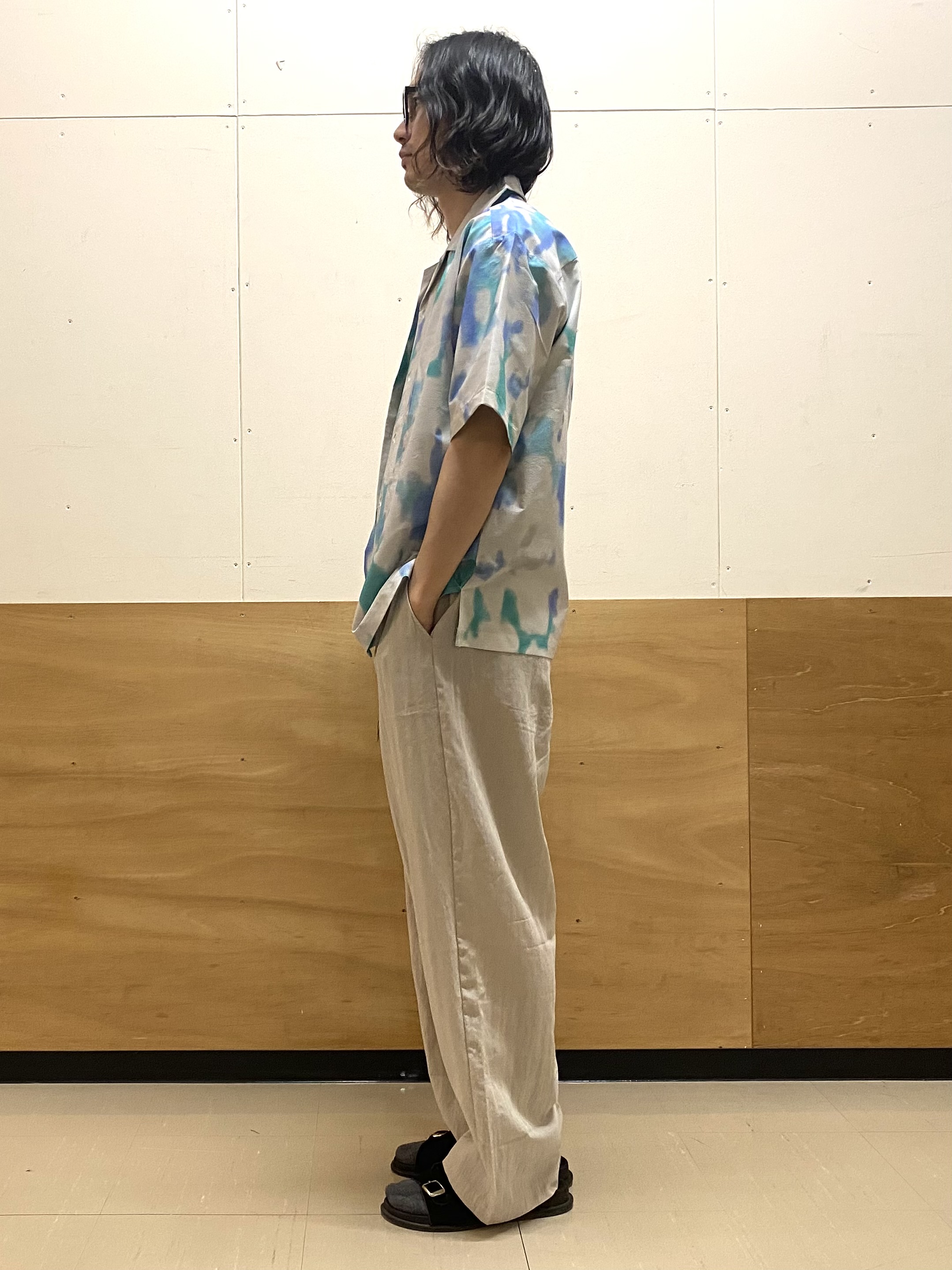 keyさんの「THE SHOP TK｜【涼しい・透けにくい・乾きやすい 夏に欲しい機能、全部入り。】BO-NO TEE/ボーノTシャツ　洗」を使ったコーディネート