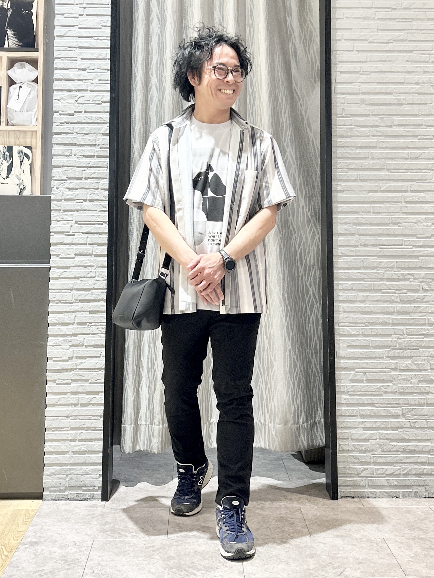 KENJI Iさんの「THE SHOP TK｜メッシュ ストライプ半袖シャツ 洗濯機OK／通気性◎」を使ったコーディネート