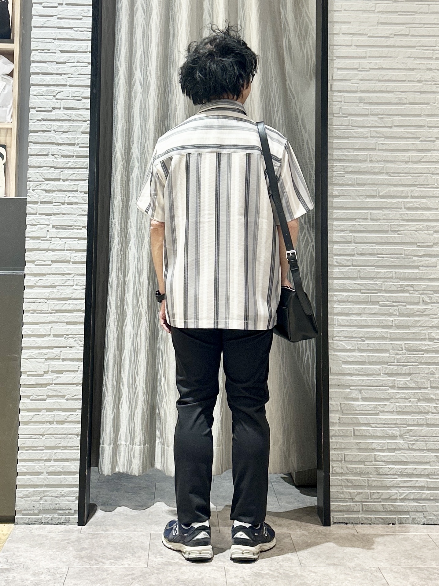 KENJI Iさんの「THE SHOP TK｜メッシュ ストライプ半袖シャツ 洗濯機OK／通気性◎」を使ったコーディネート