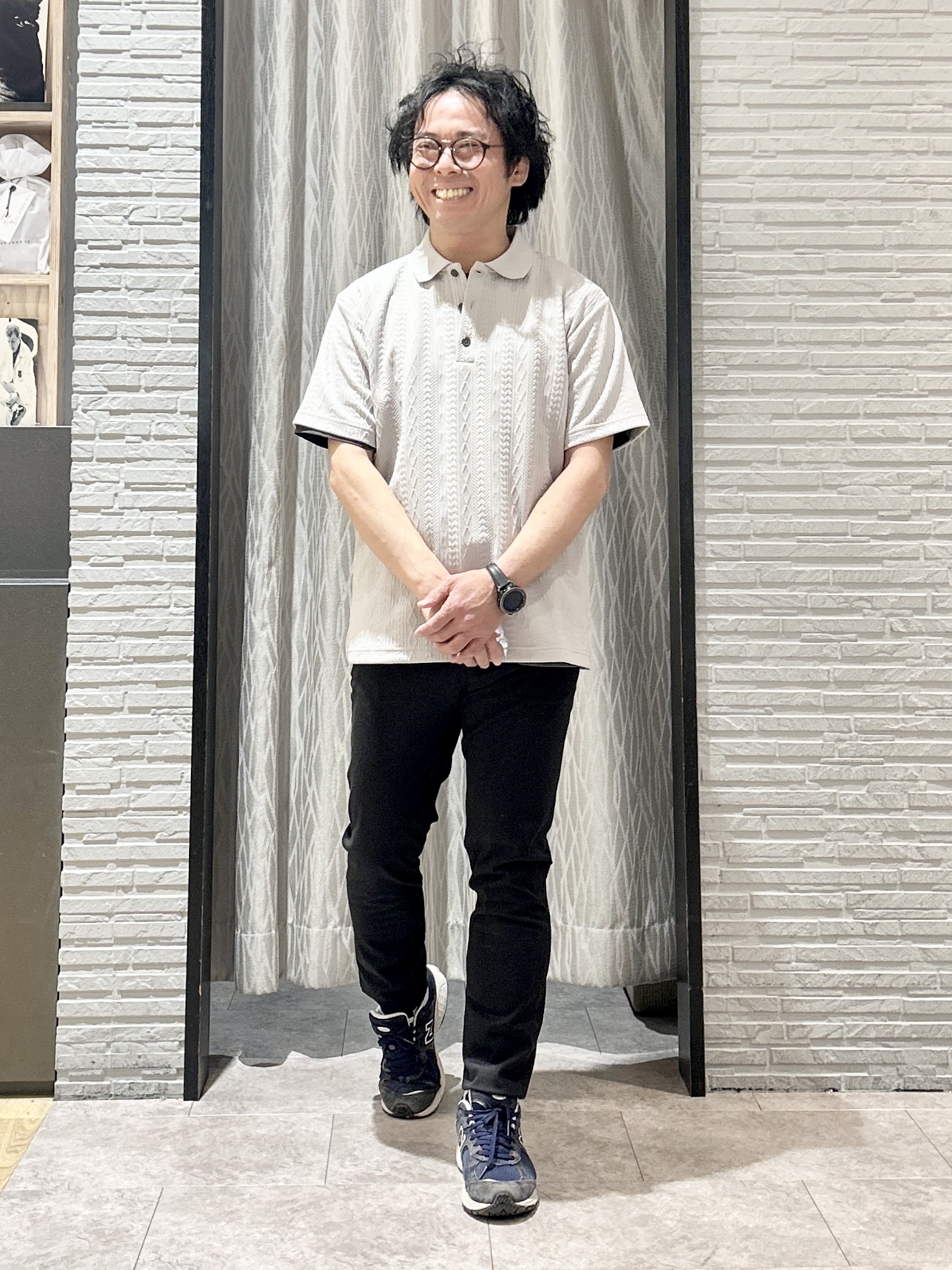 KENJI Iさんの「THE SHOP TK｜【シンプルすぎない大人の表情】ケーブルフクレポロシャツ 吸水速乾/UVケア/洗濯機OK」を使ったコーディネート