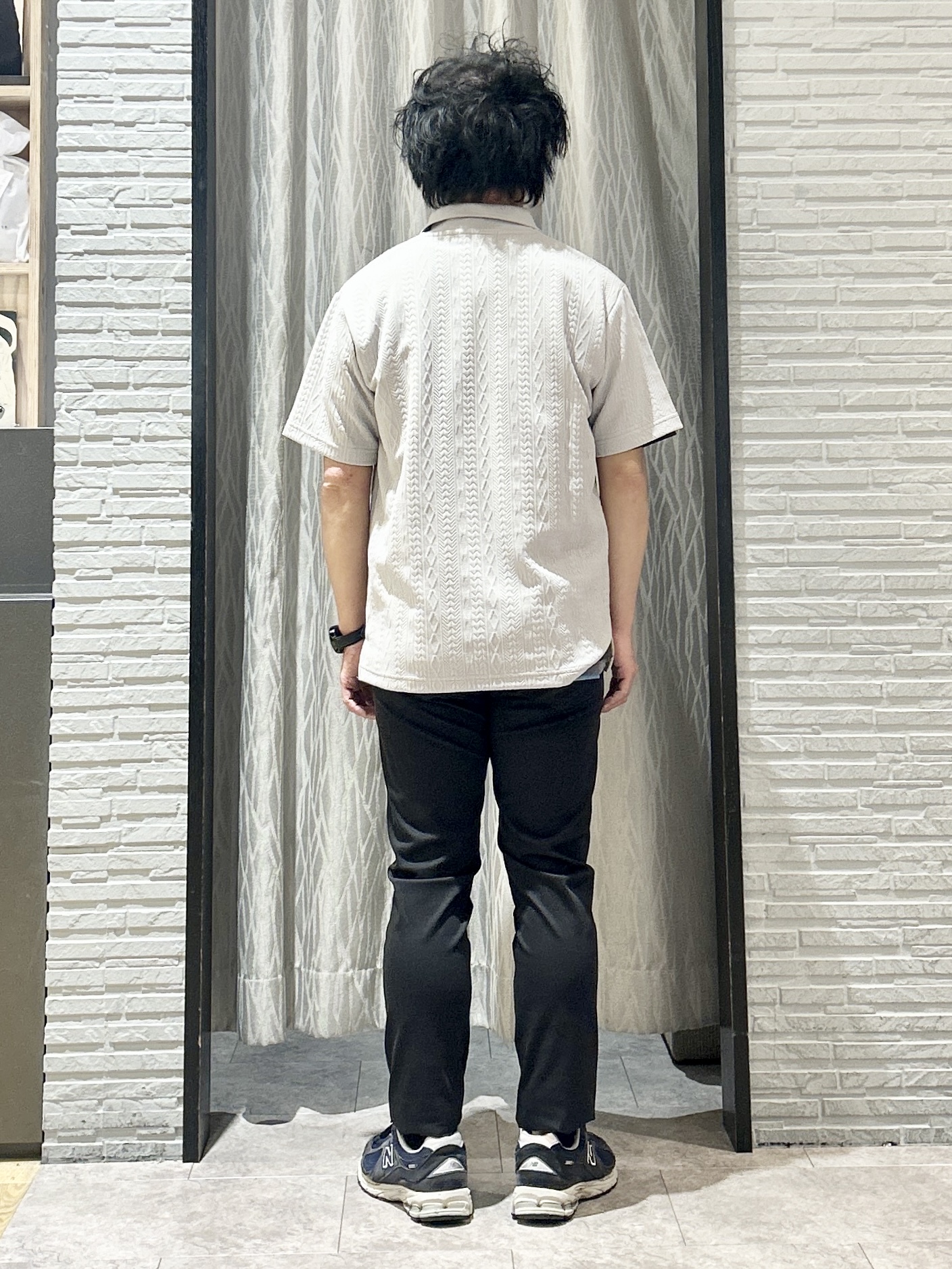 KENJI Iさんの「THE SHOP TK｜【シンプルすぎない大人の表情】ケーブルフクレポロシャツ 吸水速乾/UVケア/洗濯機OK」を使ったコーディネート