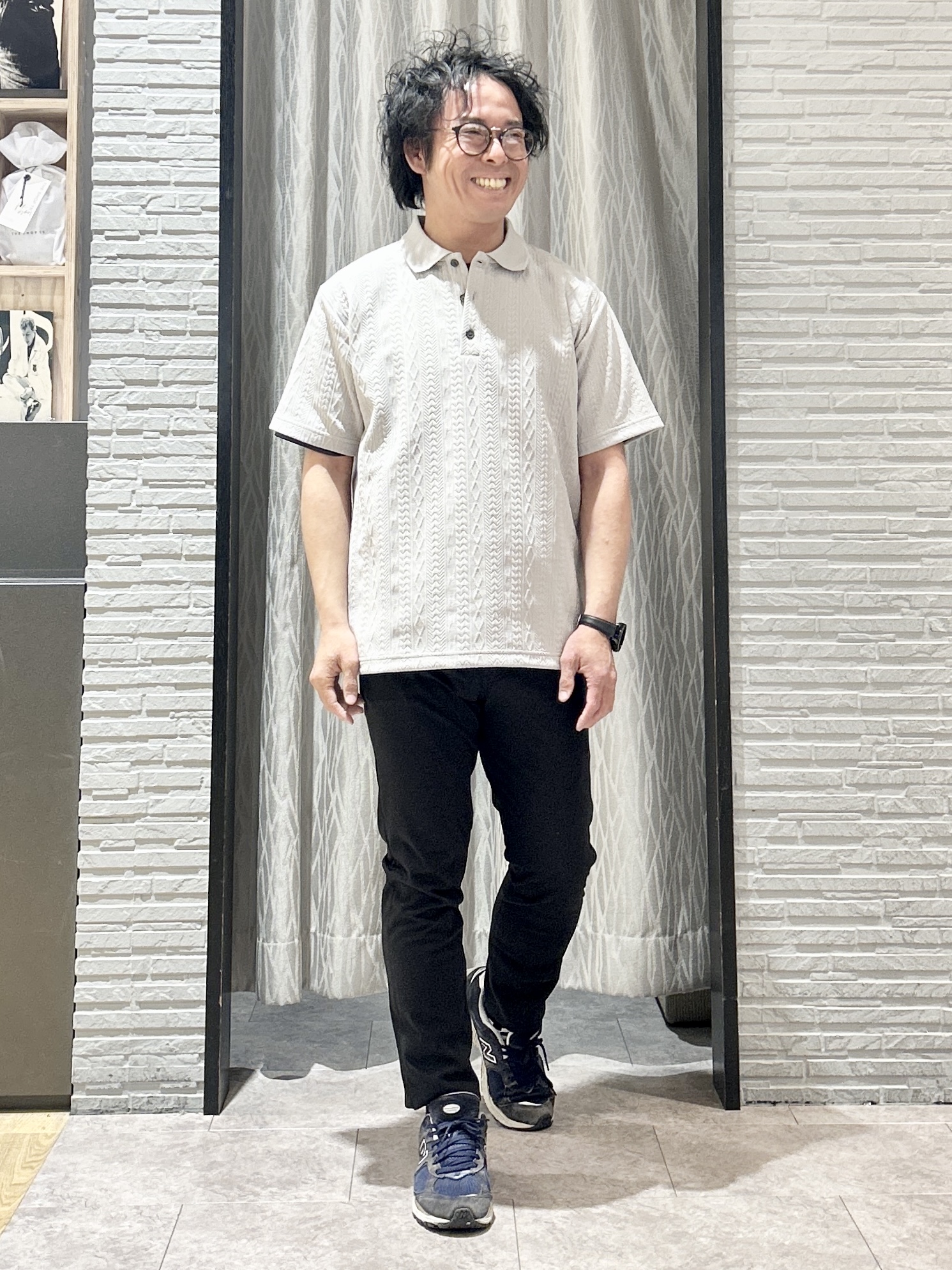 KENJI Iさんの「THE SHOP TK｜【シンプルすぎない大人の表情】ケーブルフクレポロシャツ 吸水速乾/UVケア/洗濯機OK」を使ったコーディネート