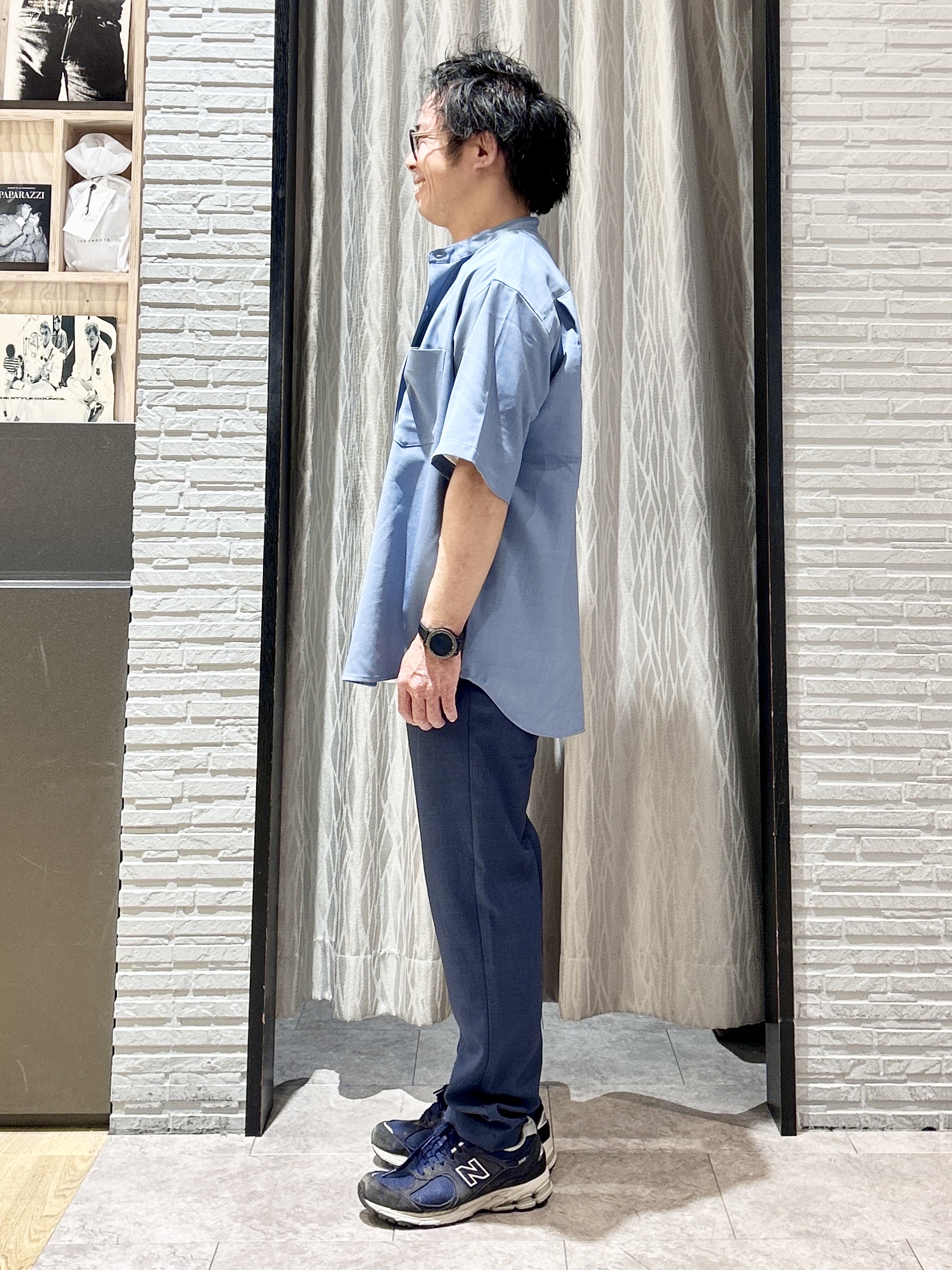 KENJI Iさんの「THE SHOP TK｜LITE TEX バンドカラー半袖シャツ 接触冷感/吸水速乾/UVカット/アンチピリング/イージーケ」を使ったコーディネート