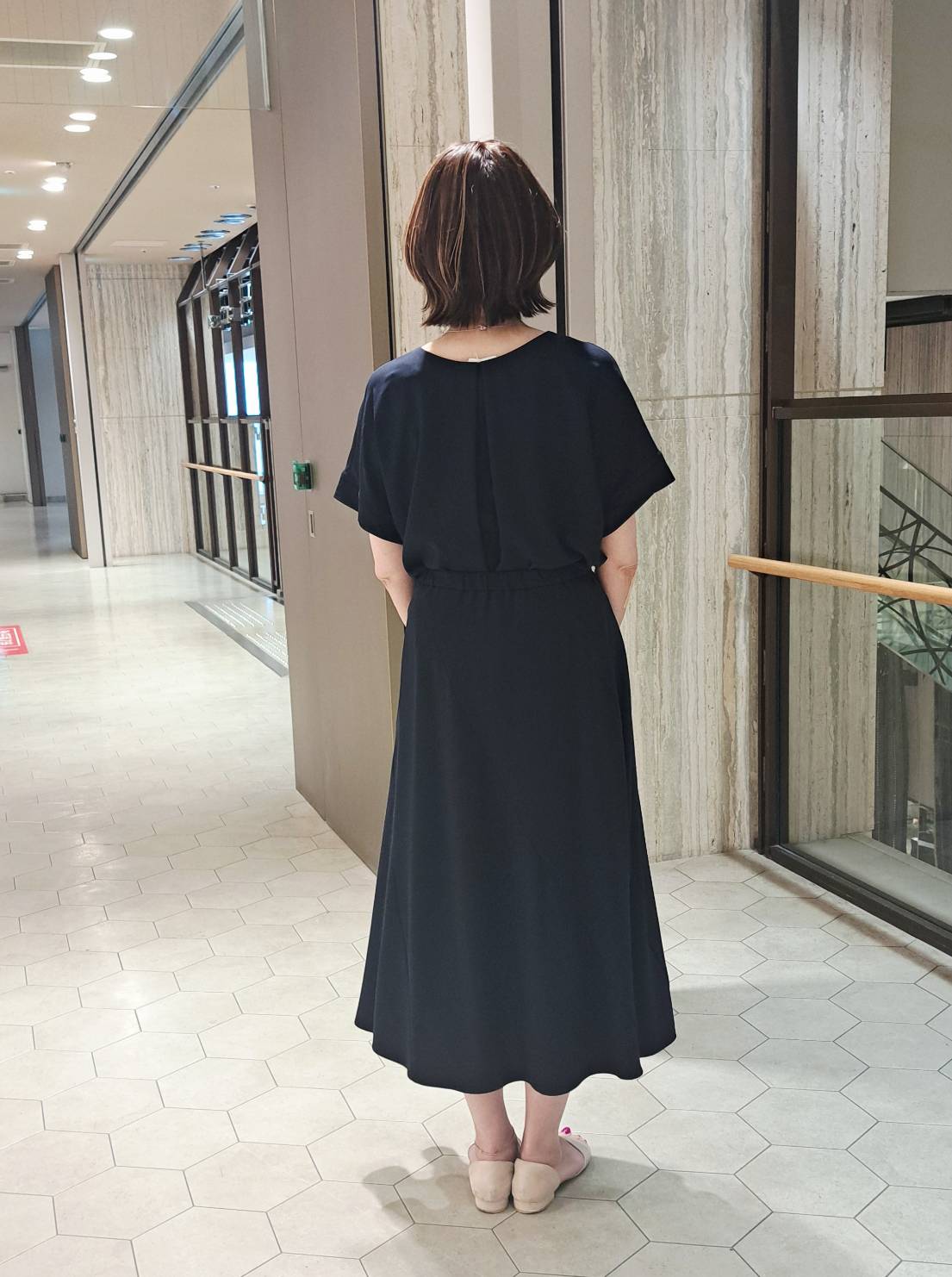 姉さんさんの「UNTITLED｜【前後2WAY/はっ水/セットアップ可】リラクシーフレンチスリーブブラウス」を使ったコーディネート
