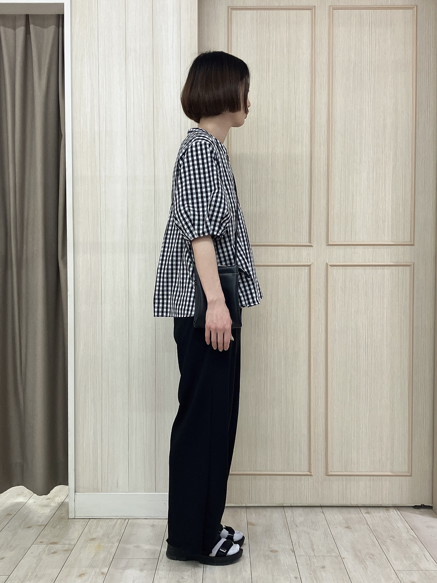 Turnerさんの「SHOO･LA･RUE｜【高レビュー/洗濯後しわになりにくい/インせず着られる】自然に体型カバー 麻調ペプラムブラウス」を使ったコーディネート