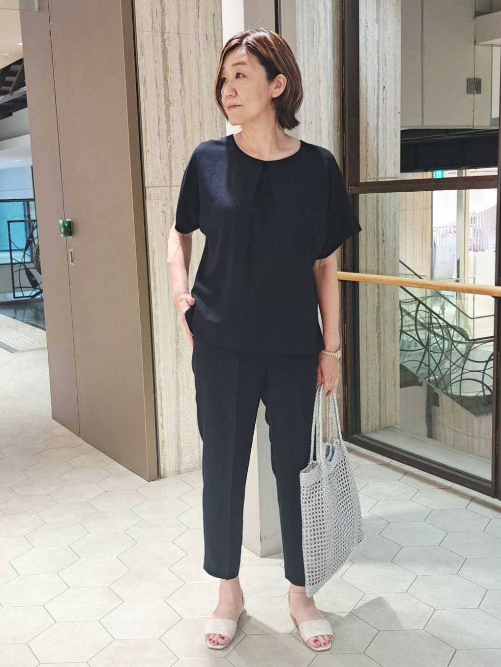 姉さんさんの「UNTITLED｜【前後2WAY/はっ水/セットアップ可】リラクシーフレンチスリーブブラウス」を使ったコーディネート