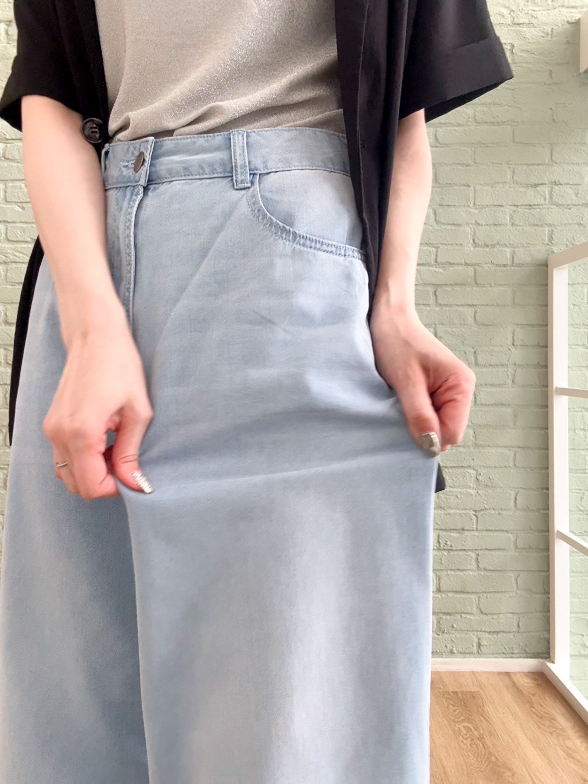 𝐜𝐡𝐢𝐤𝐚さんの「SHOO･LA･RUE｜【高レビュー/洗濯機可/セットアップ可】軽凛(かろりん) ひんやり半袖ジャケット」を使ったコーディネート
