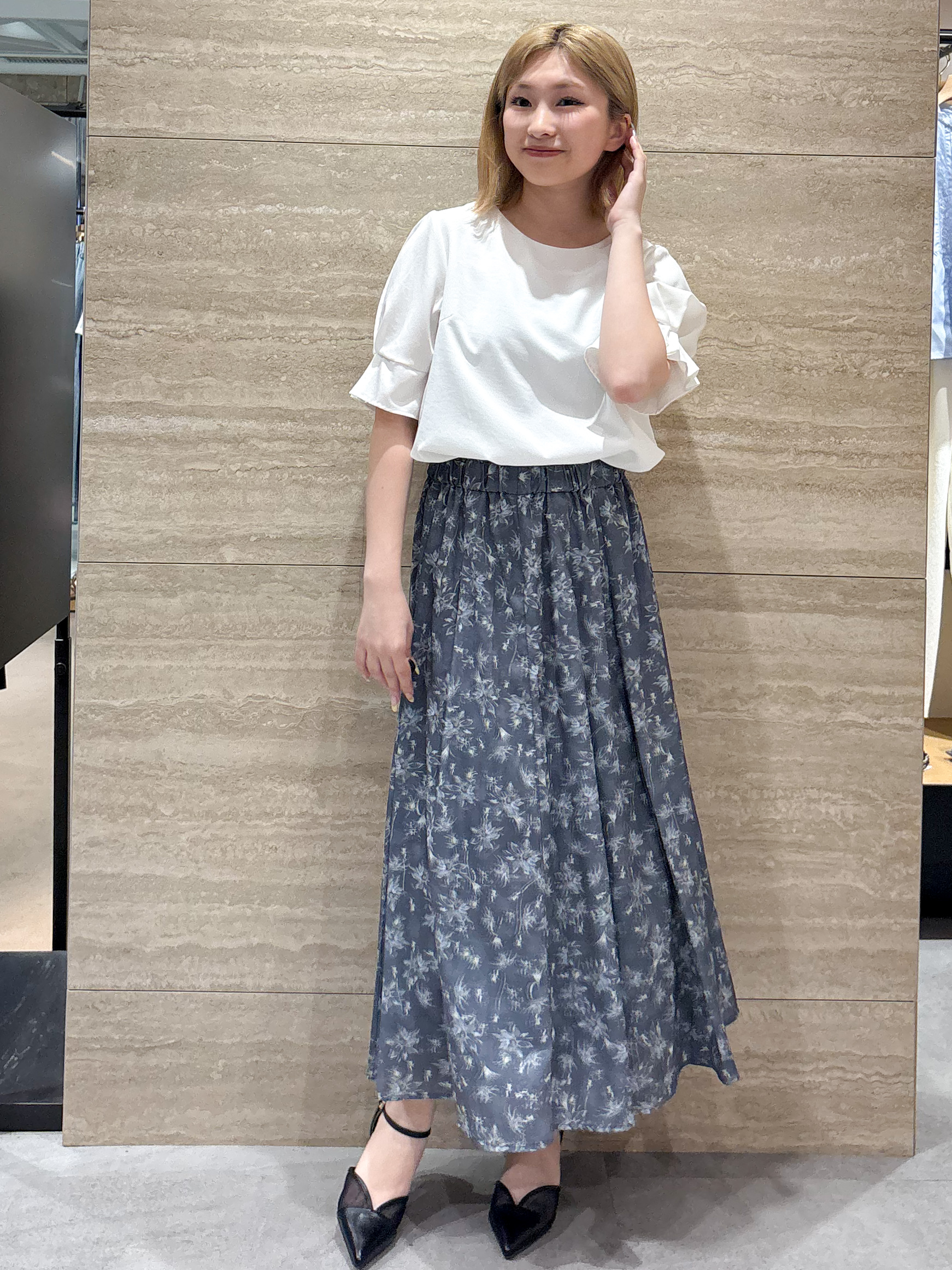 ふうかさんの「index｜【接触冷感】タックパフスリーブブラウス《吸水速乾／防シワ／洗濯機OK／XS～3L／6col》」を使ったコーディネート
