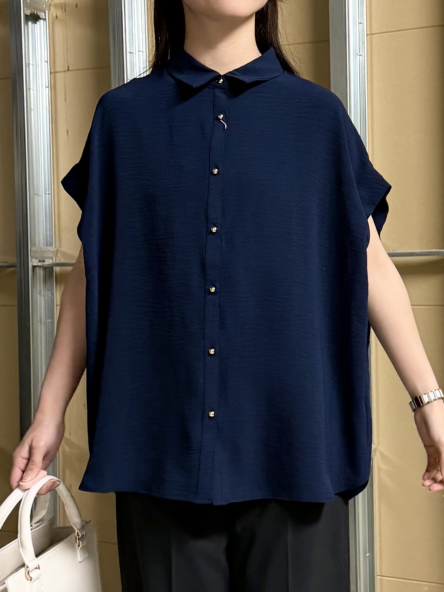 sahoさんの「THE SHOP TK｜【ひんやり/防しわ/UV/吸水速乾】襟付き フレンチスリーブシャツ」を使ったコーディネート