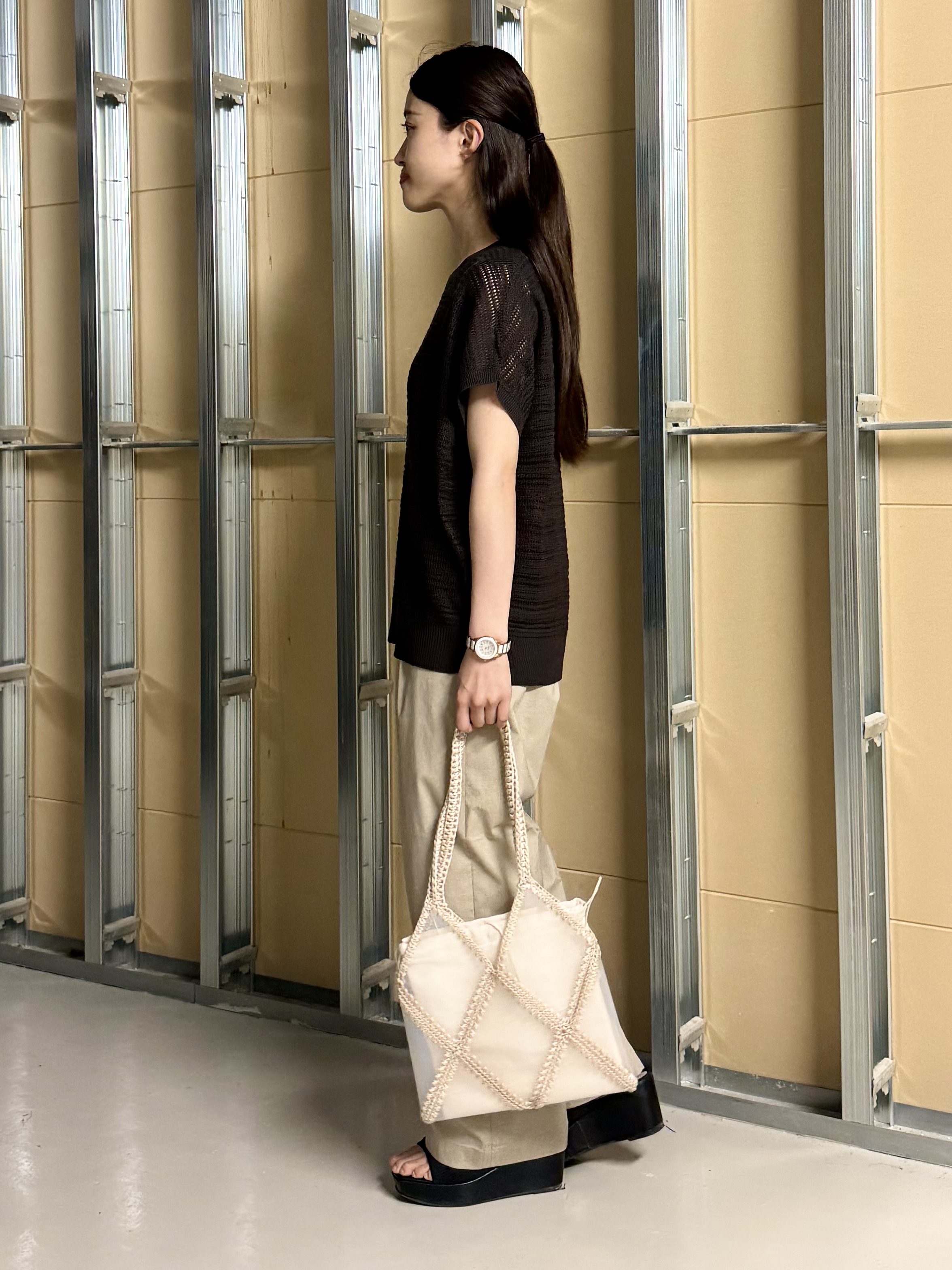 sahoさんの「THE SHOP TK｜【2点セット】メッシュニット+タンクトップ」を使ったコーディネート
