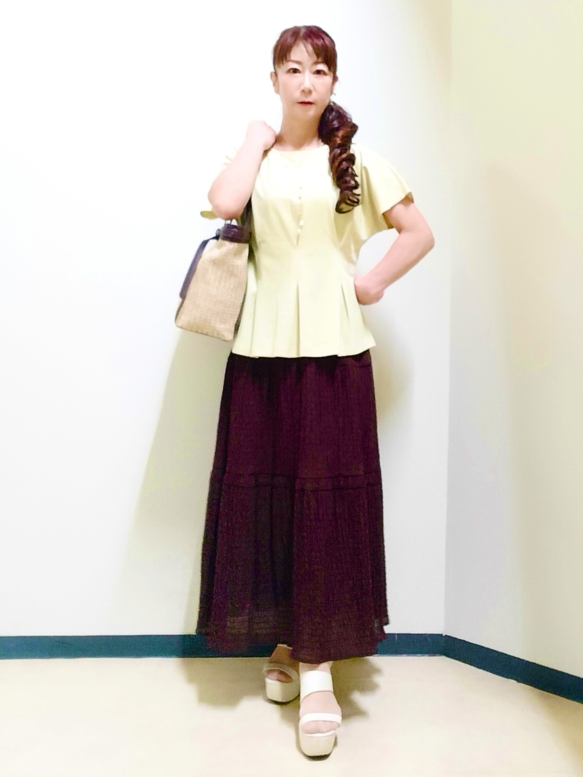 花さんの「Reflect｜Vネックニットカーディガン」を使ったコーディネート