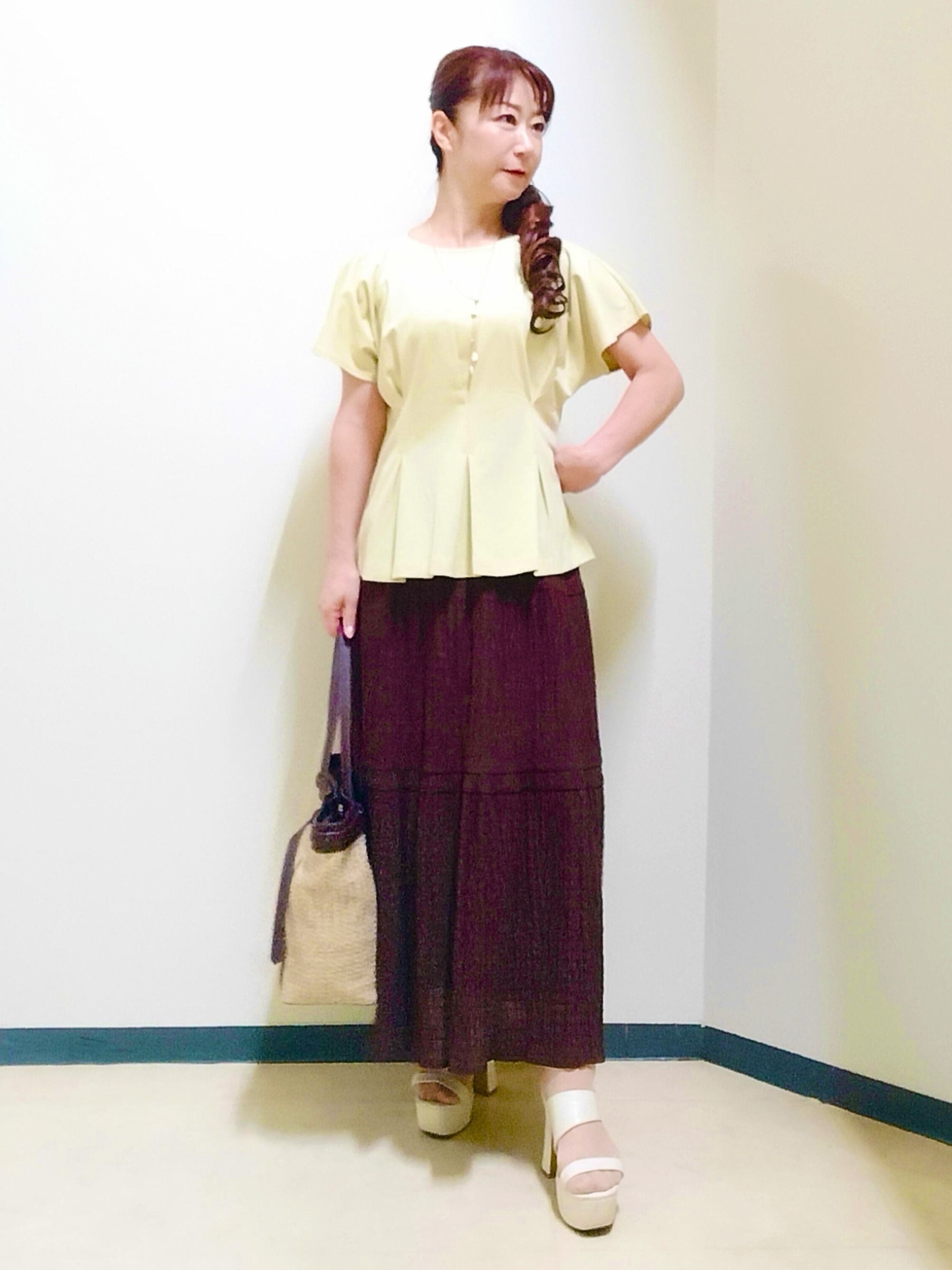花さんの「Reflect｜Vネックニットカーディガン」を使ったコーディネート