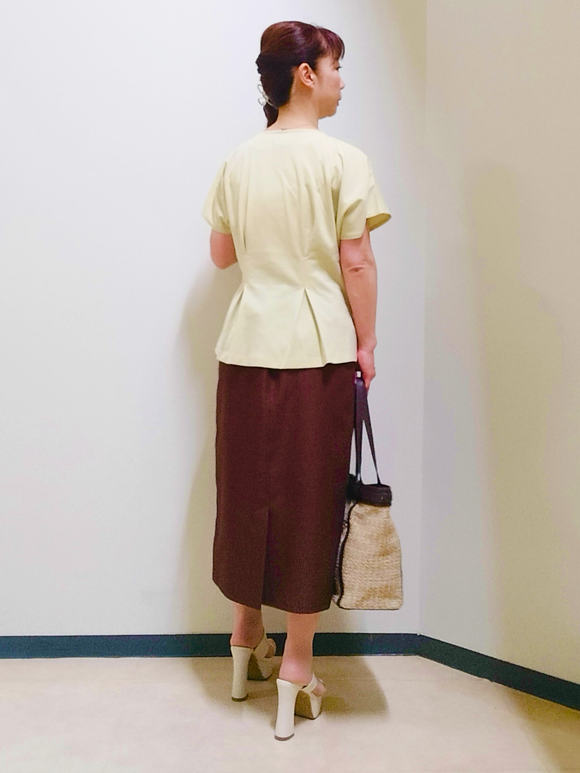 花さんの「Reflect｜【UVカット／接触冷感／吸水速乾】タックデザインフレアトップス」を使ったコーディネート