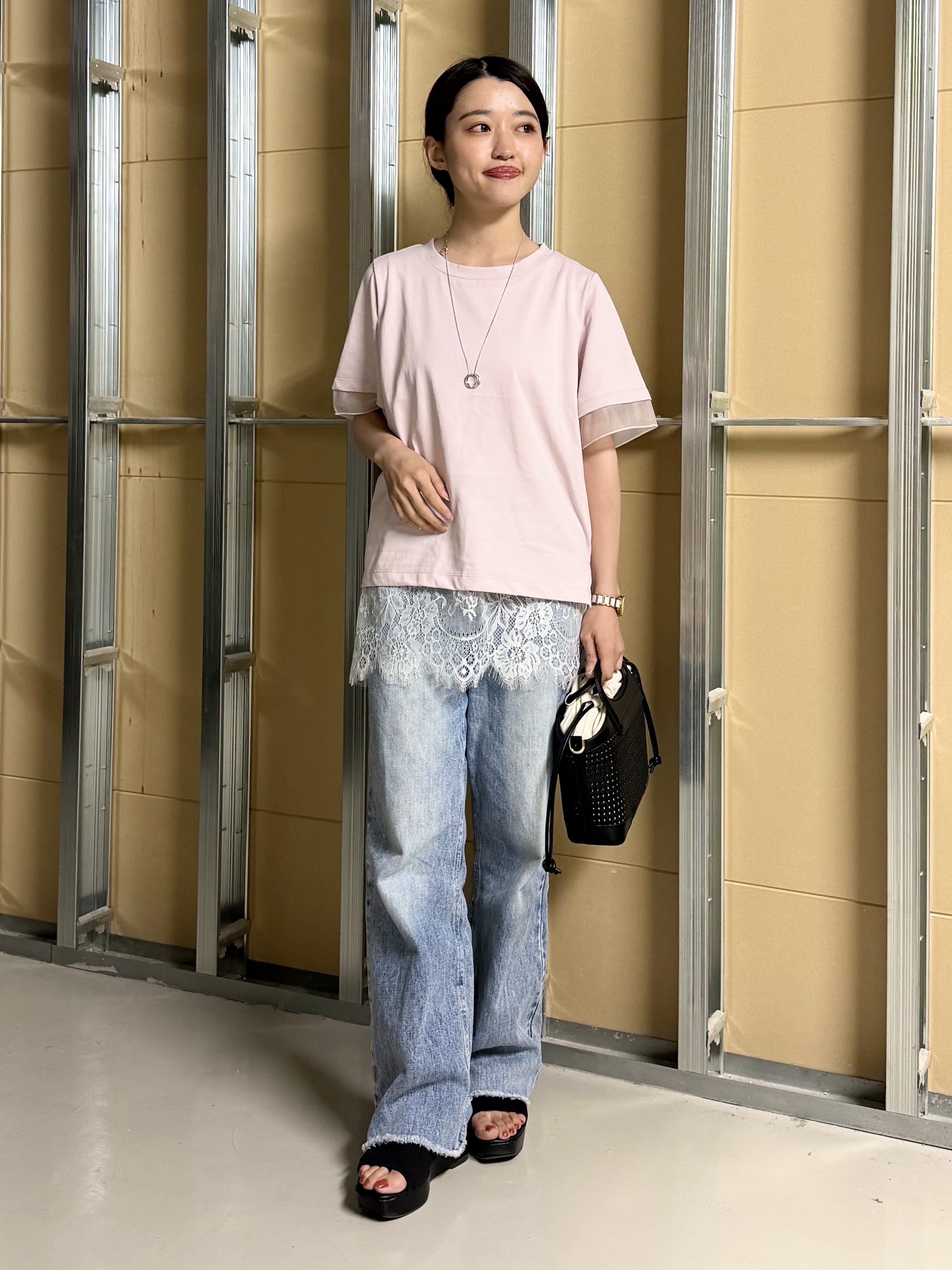 sahoさんの「THE SHOP TK｜【M-XL/ひんやり】上品な透け感 袖口シアーTシャツ」を使ったコーディネート