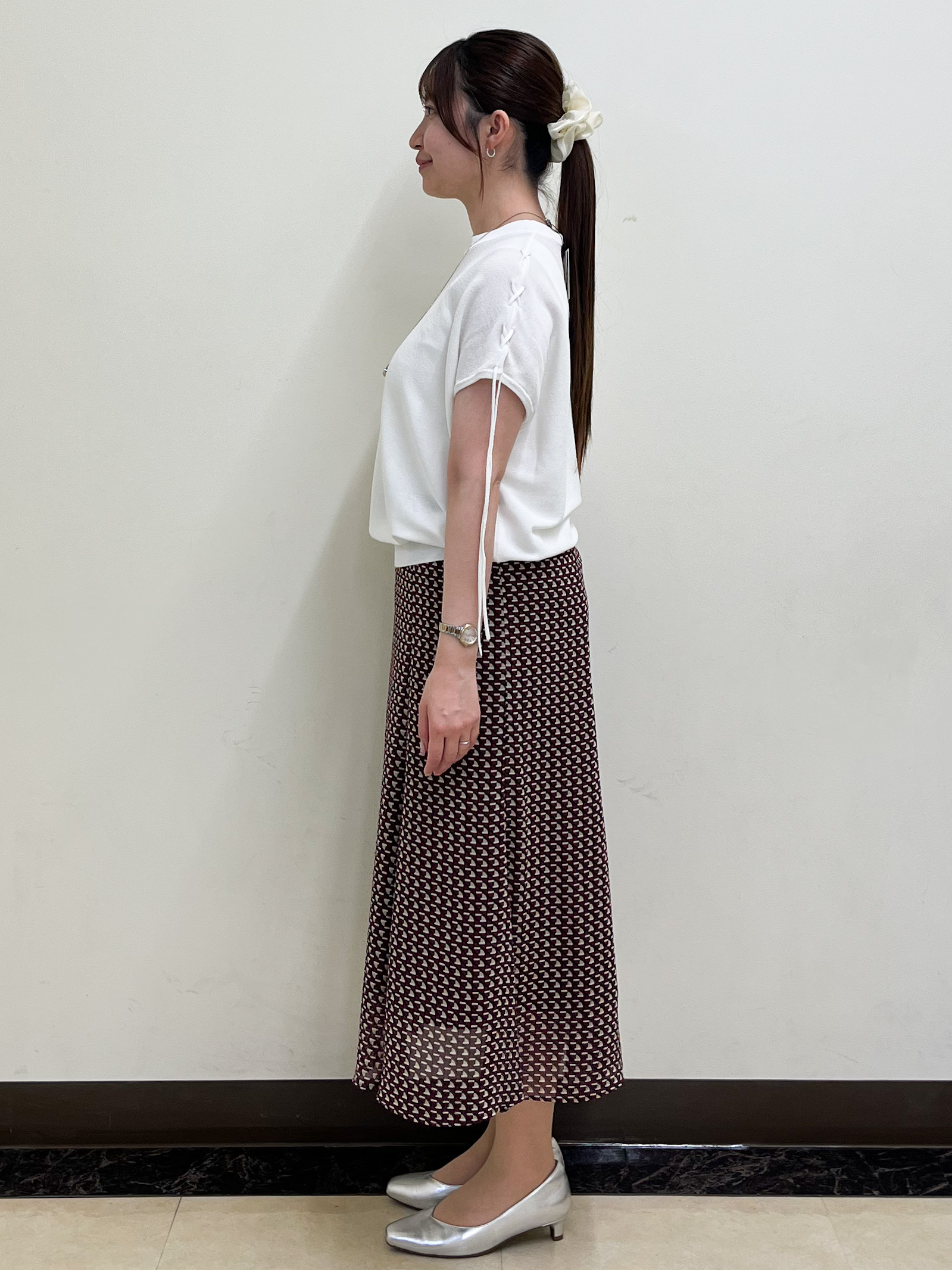 mikikoさんの「Reflect｜レースアップスリーブデザインニット」を使ったコーディネート