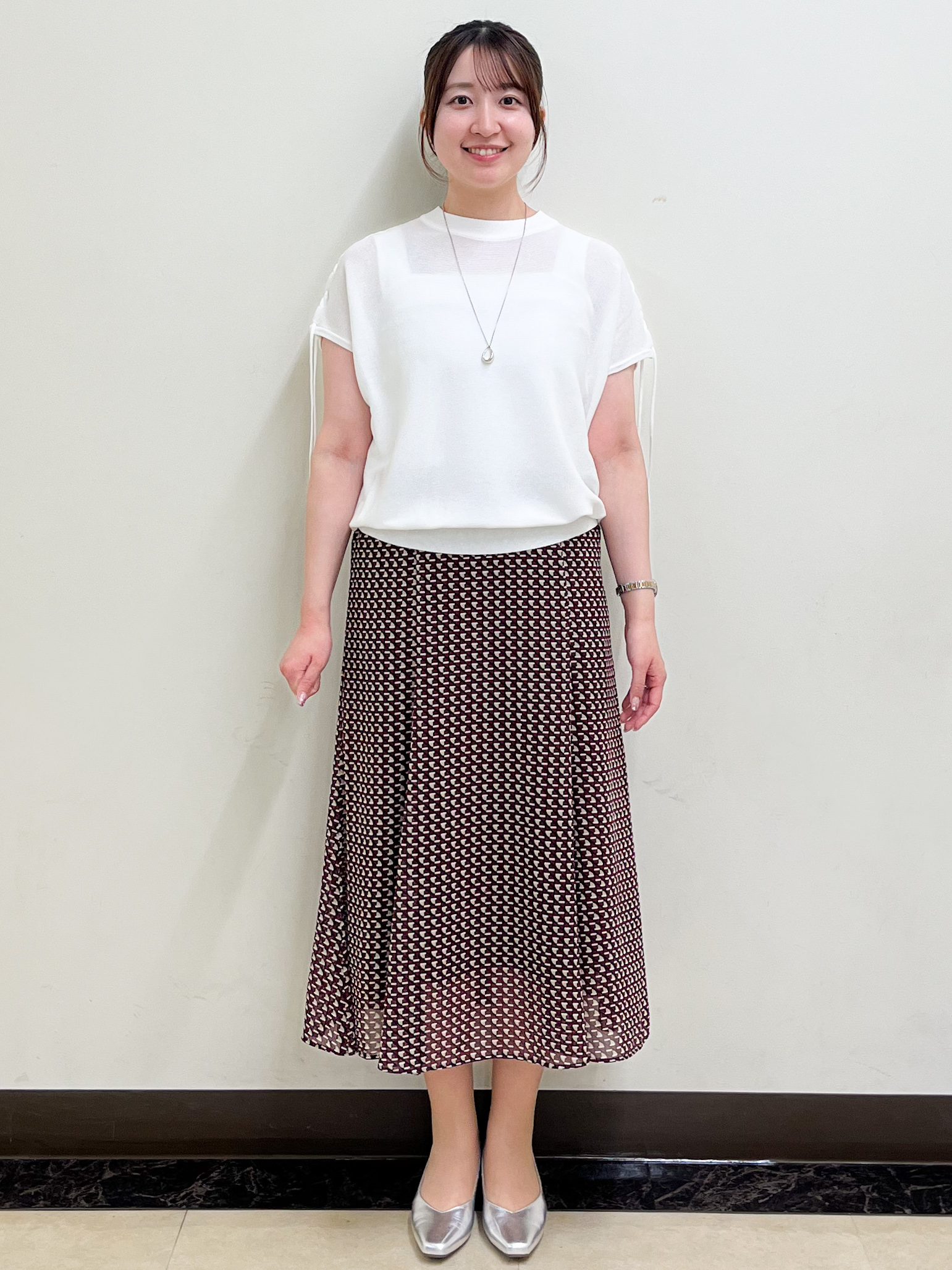 mikikoさんの「Reflect｜レースアップスリーブデザインニット」を使ったコーディネート