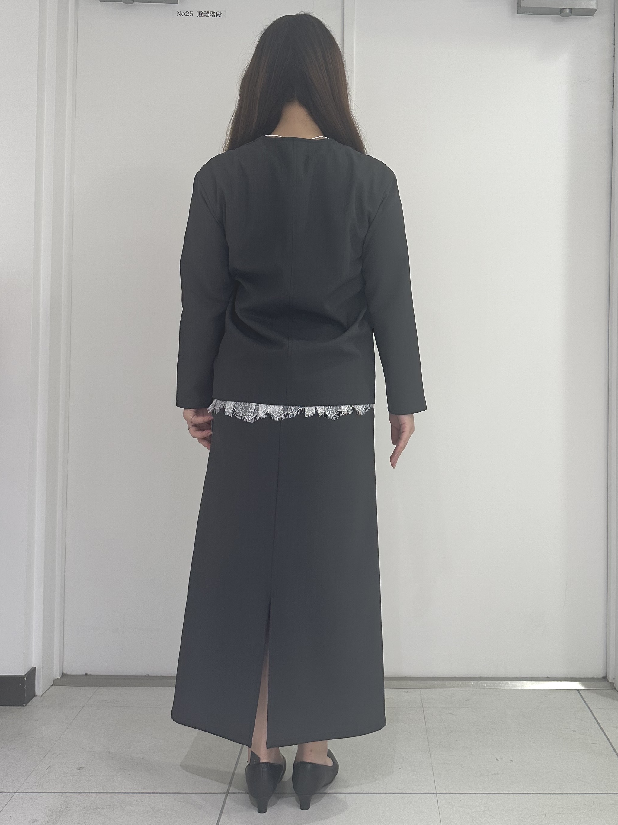 miさんの「Reflect｜【単品使い◎】ジャケット＋ナロースカートセット」を使ったコーディネート